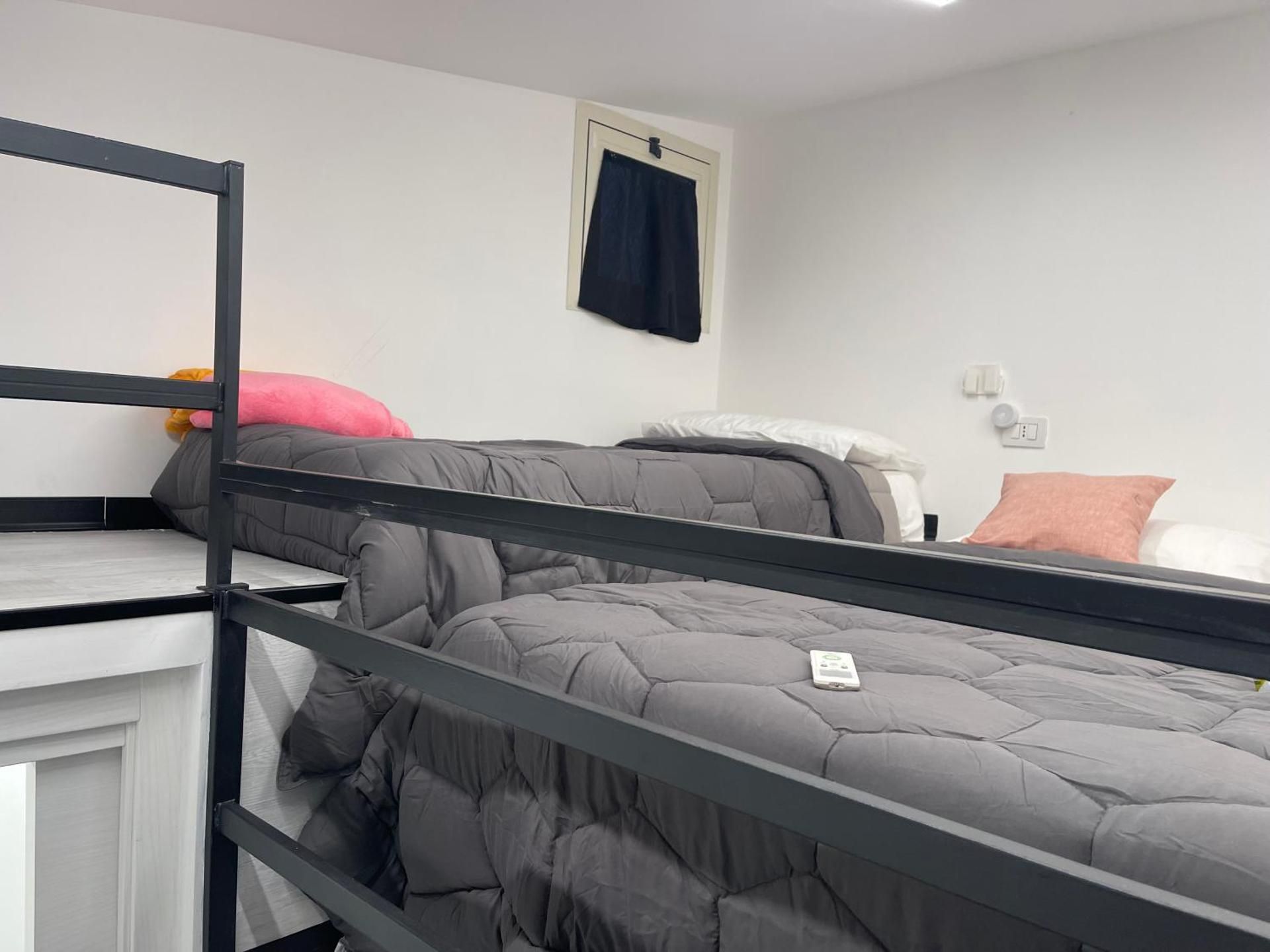 Economy Triple Room with Shared Bathroom