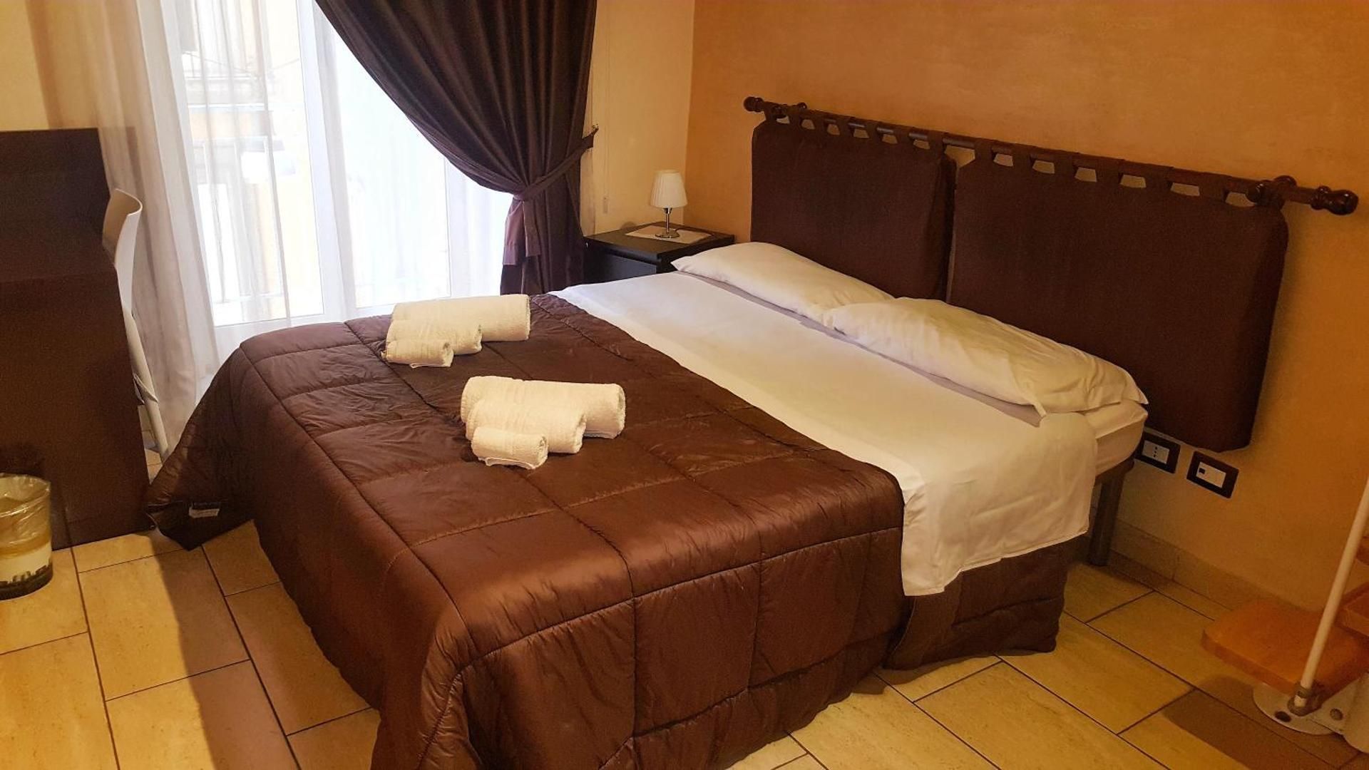 Napoli Affittacamere Quadruple Room 2