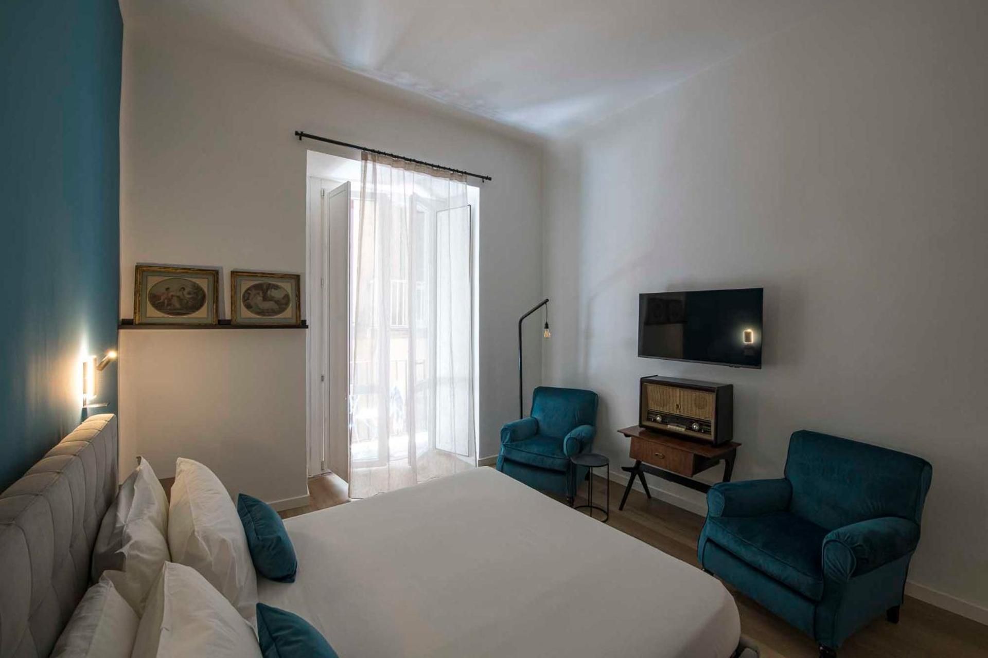 Superior One-Bedroom Apartment with Balcony