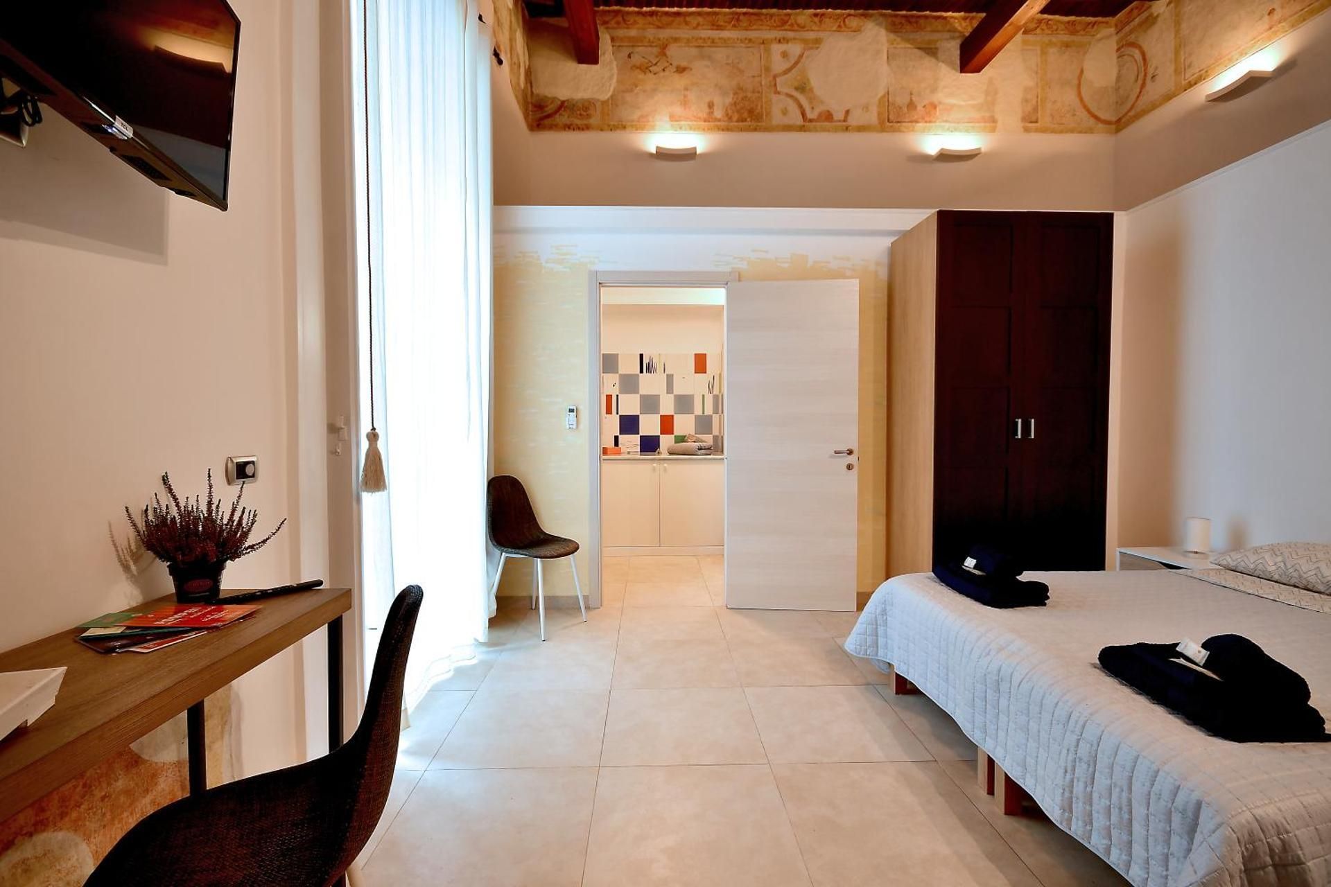 Di affreschi e volte Double or Twin Room with Private Bathroom