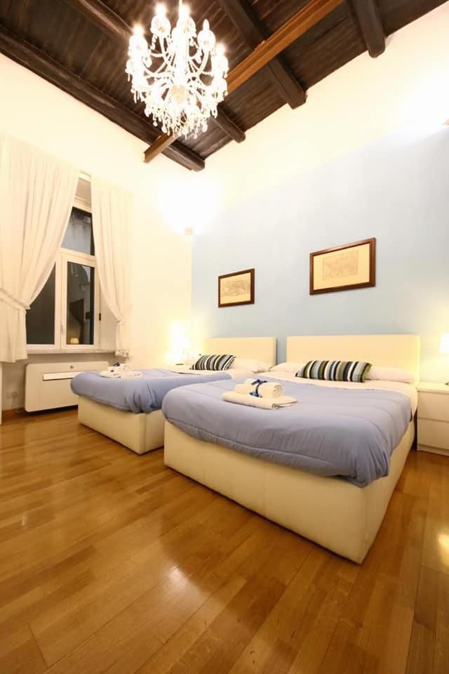 Large Double or Twin Room
