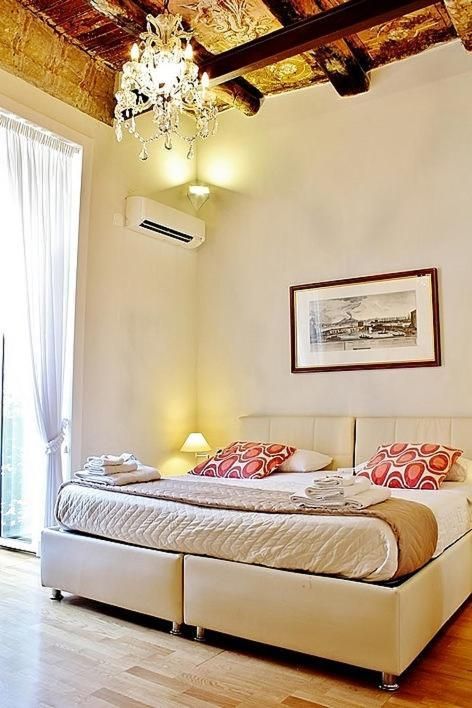 Deluxe Double or Twin Room with Balcony