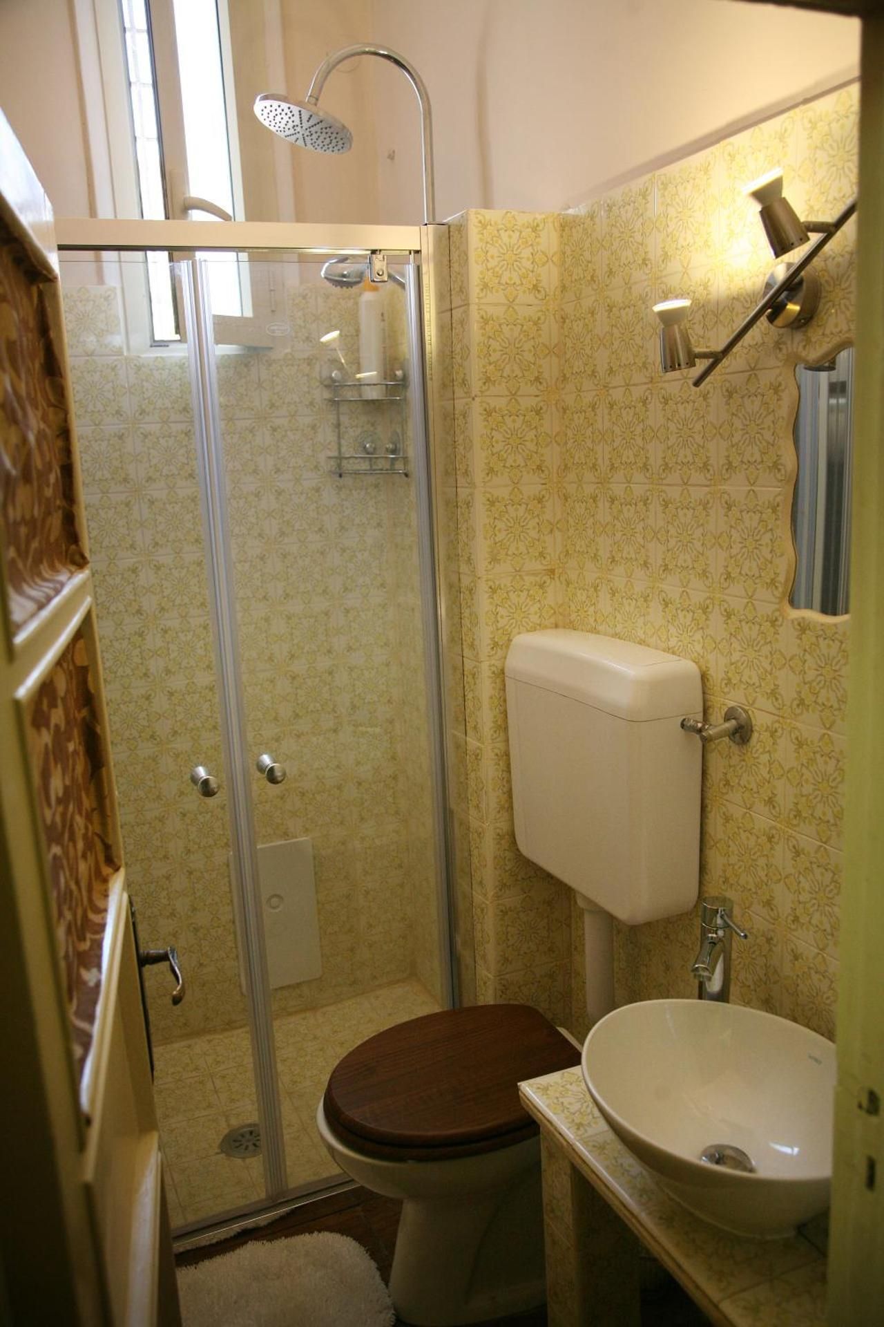 Standard Double Room with Shared Bathroom