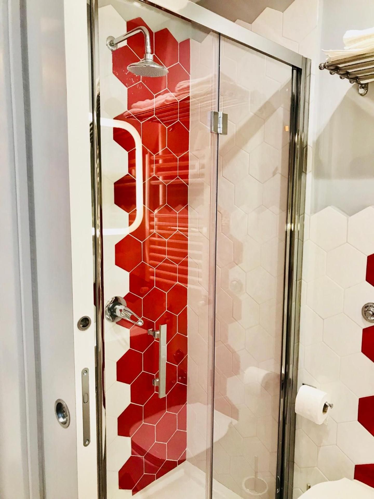 Quadruple Room with Private Bathroom