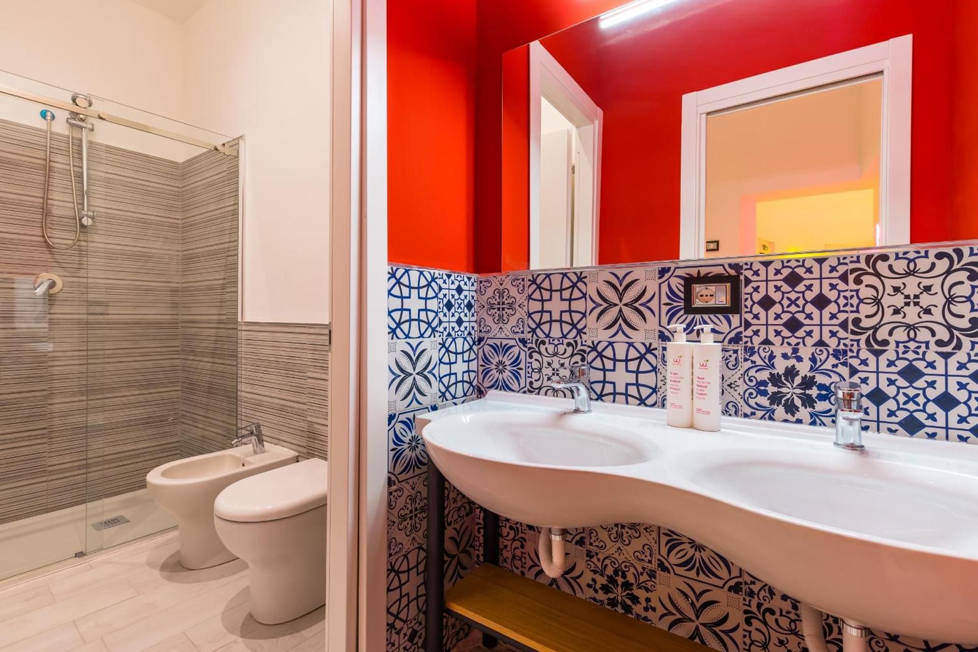 Napoli Street Art Rooms by Wonderful Italy Apartment 2