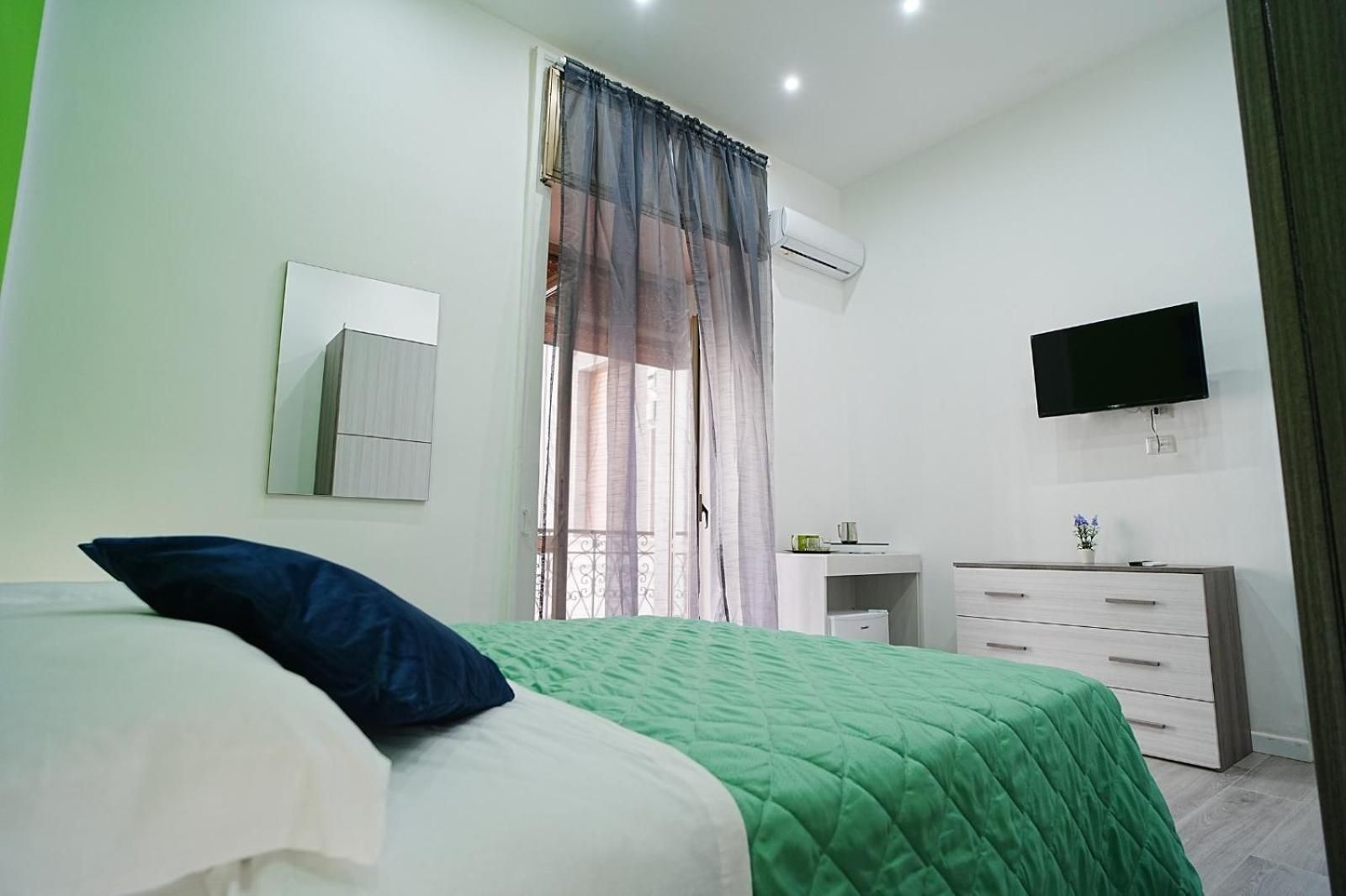 Queen Room