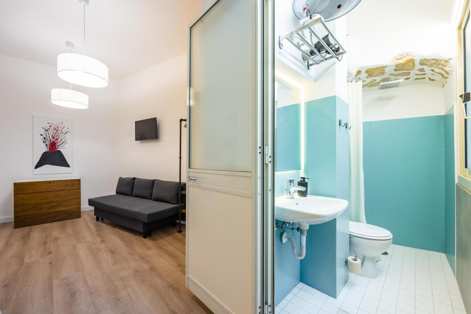 Triple Room with Private Bathroom