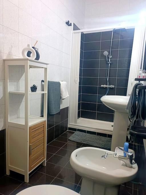One-Bedroom Deluxe Apartment