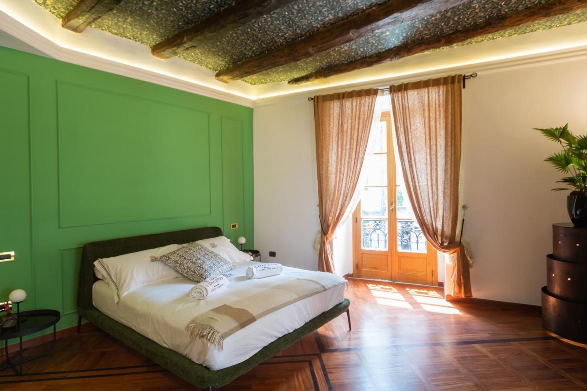 King Room with Spa Bath