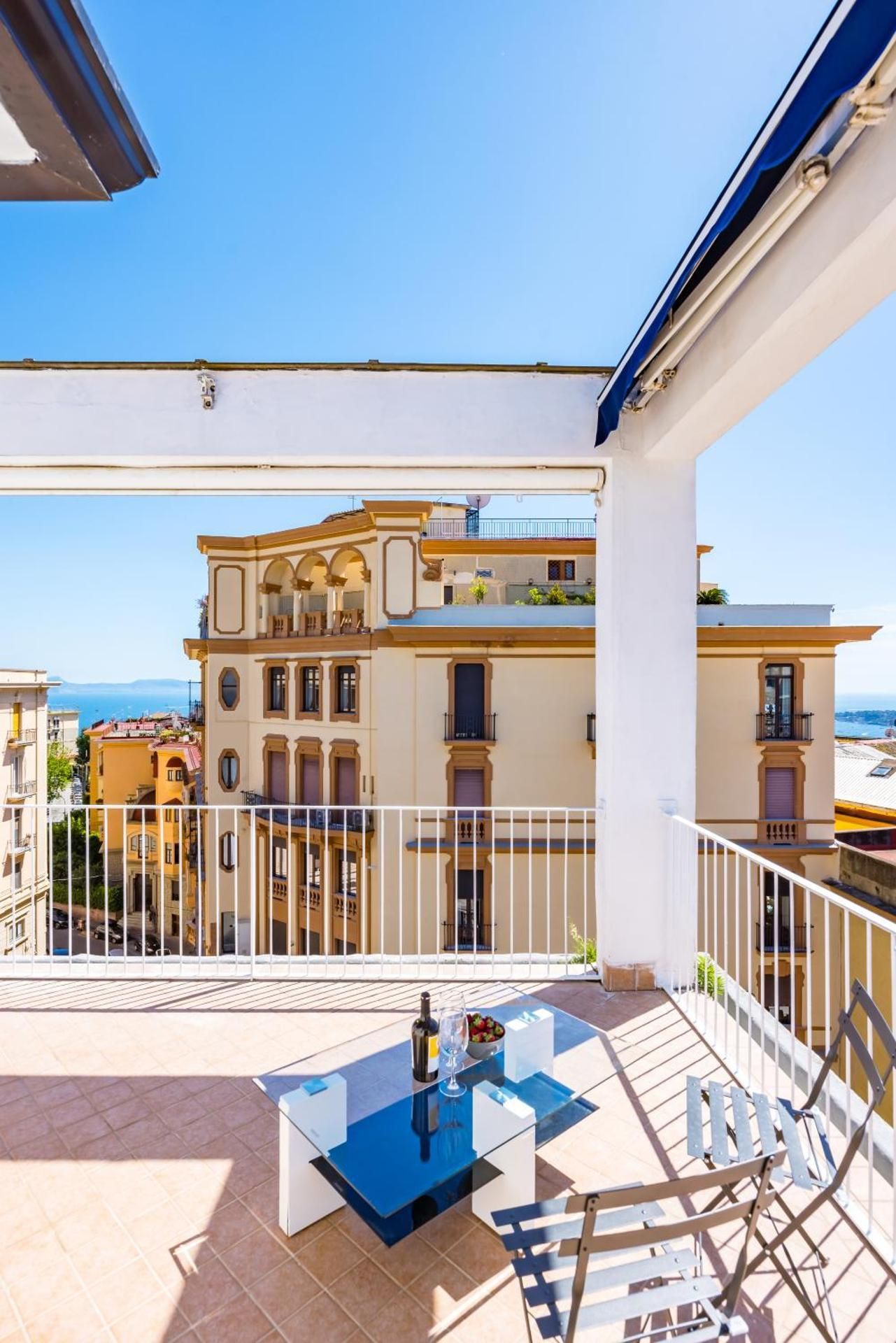 Studio Apartment with Sea View