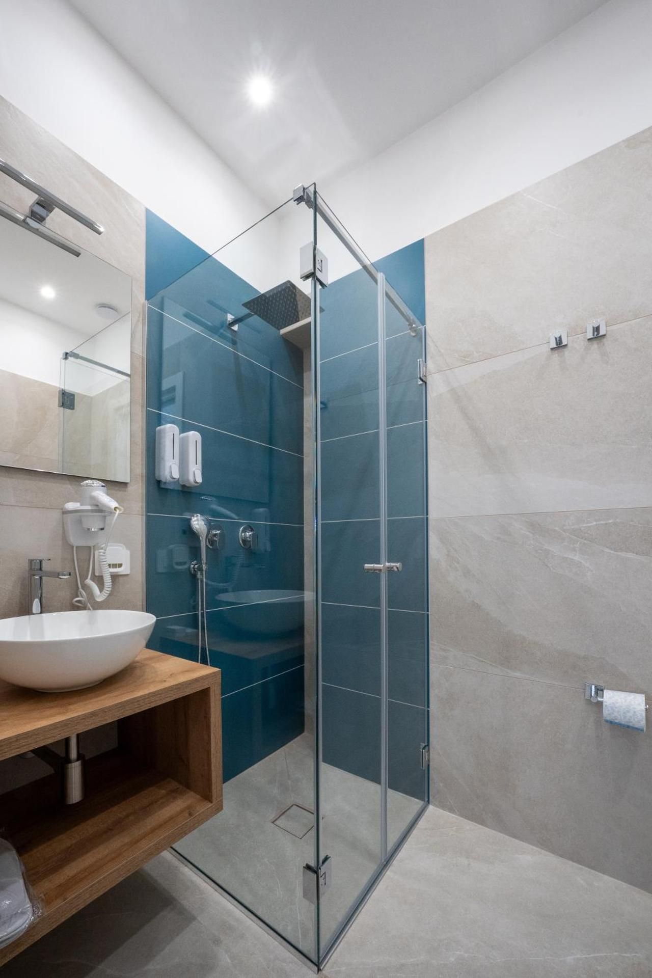 B&B Corso Garibaldi 165 Deluxe Double Room 3