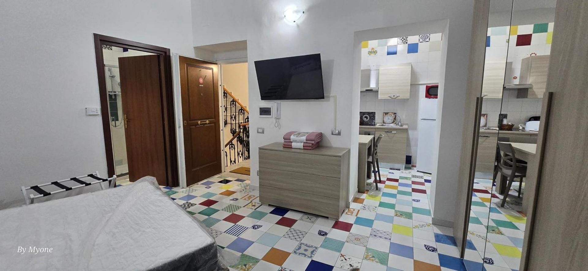 One-Bedroom Deluxe Apartment