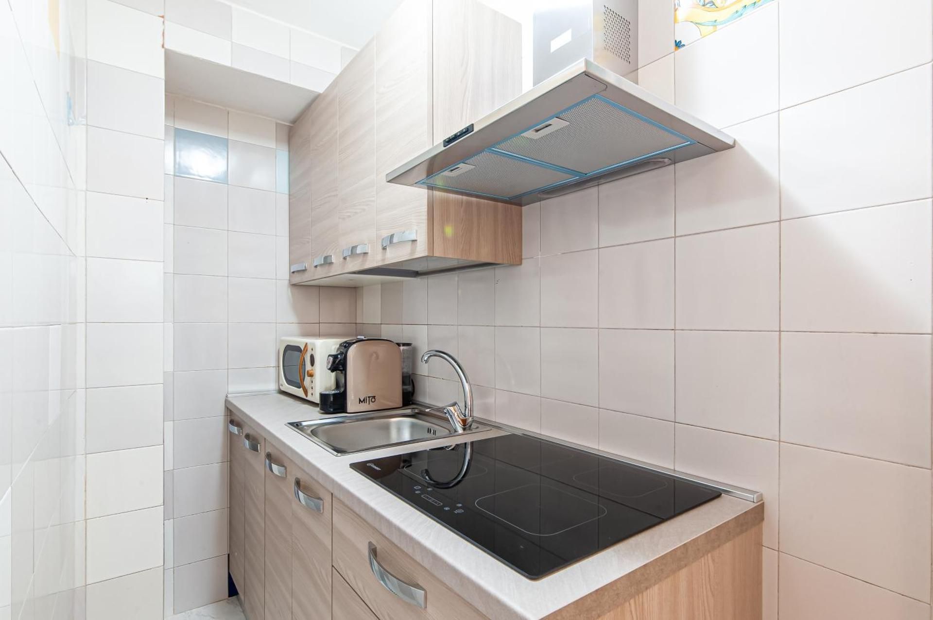 Studio Apartment with Queen Bed