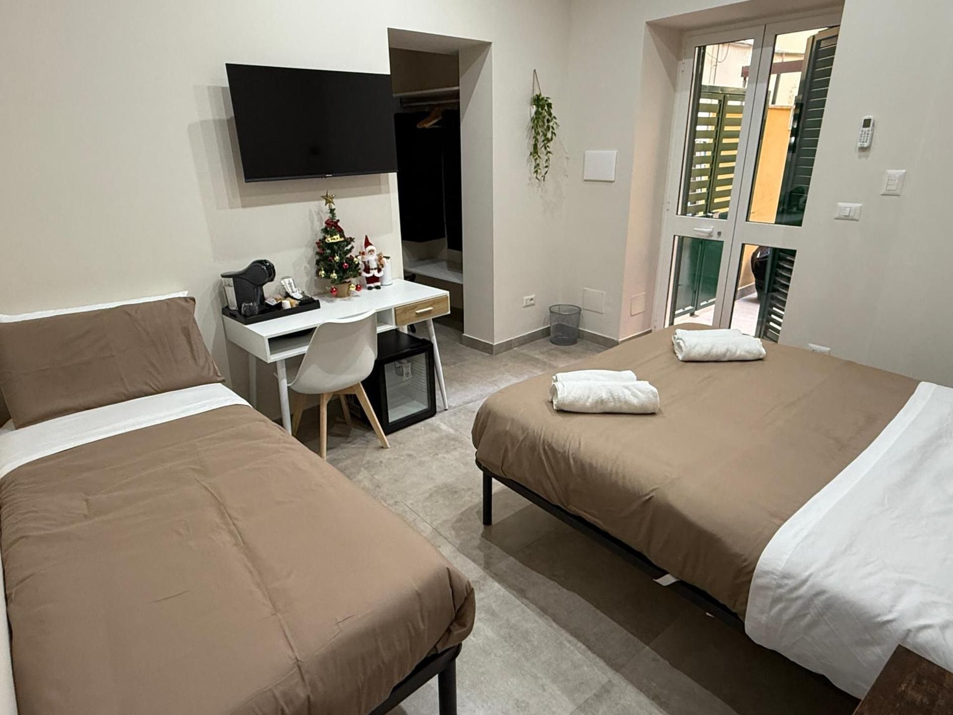 Double or Twin Room with Private Bathroom