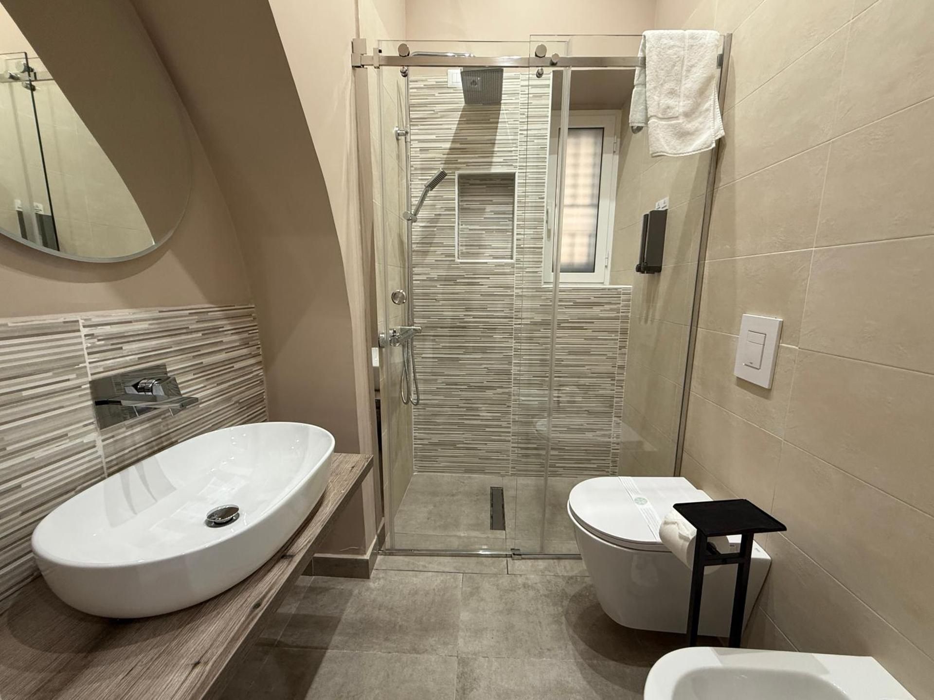 Comfort Triple Room