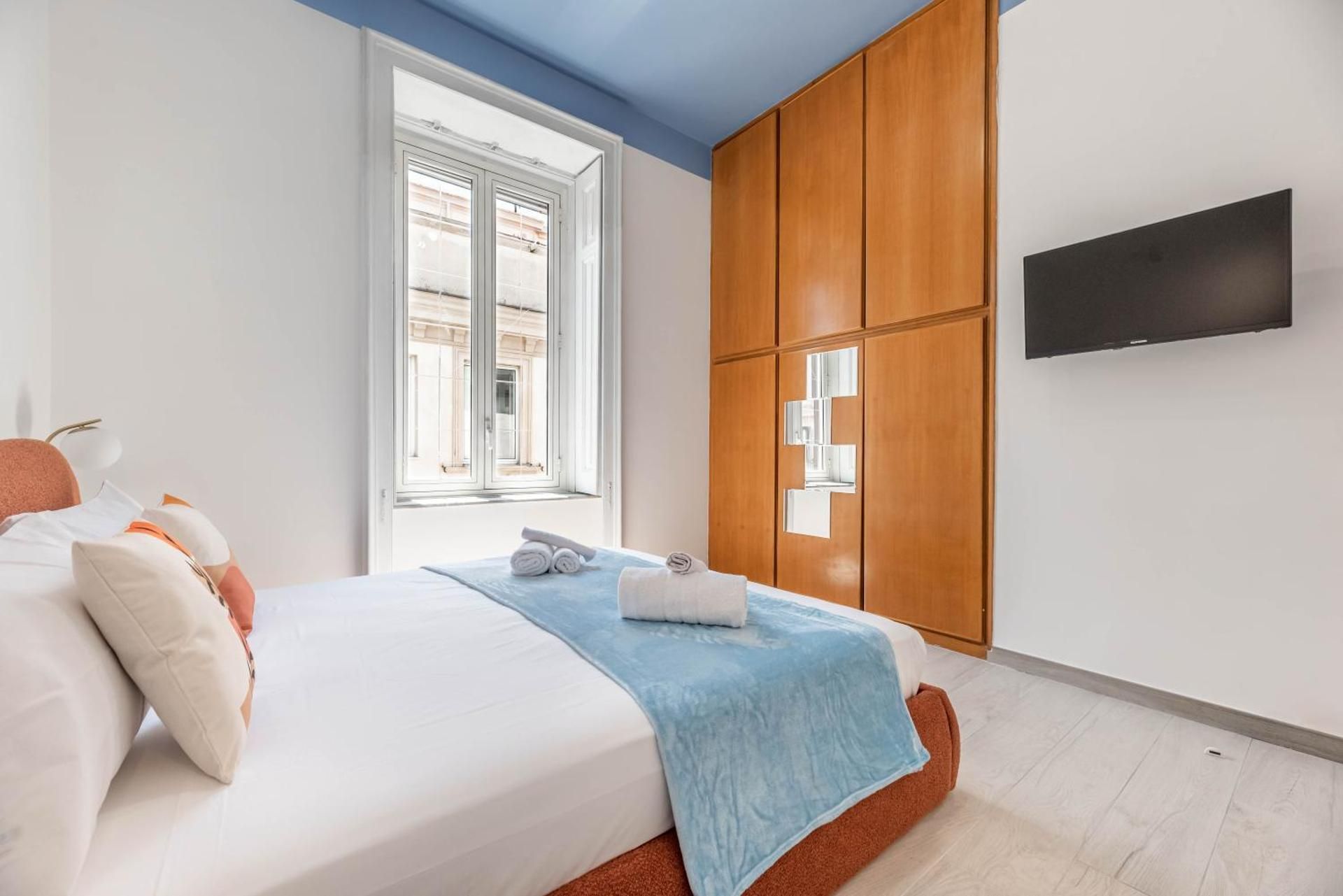 Double Room with Private External Bathroom