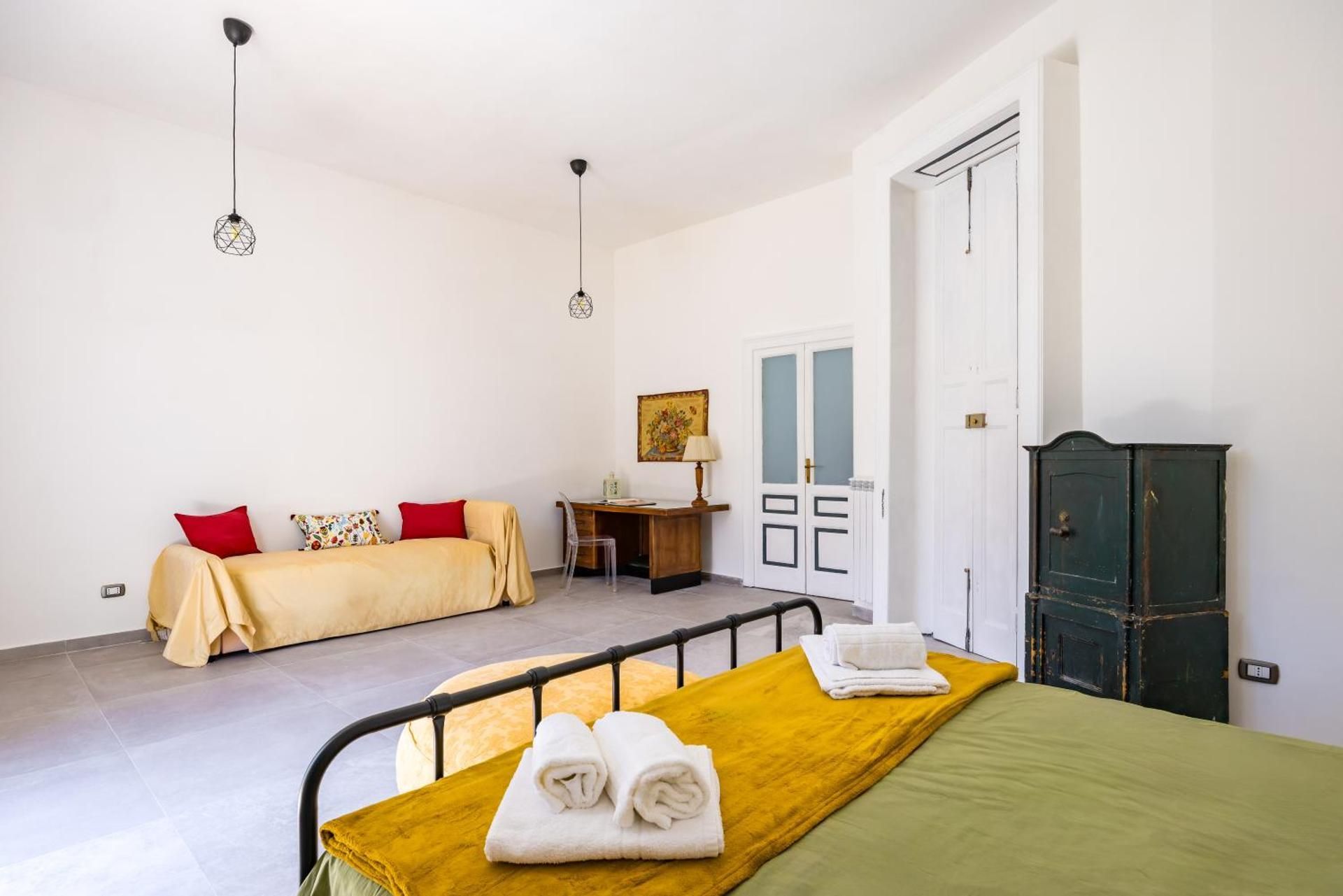 Classic Quadruple Room