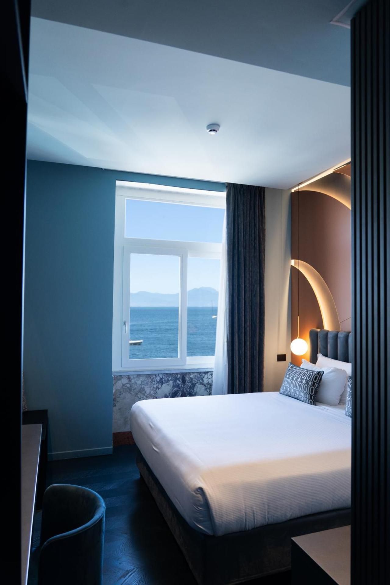 Deluxe Double Room with Sea View