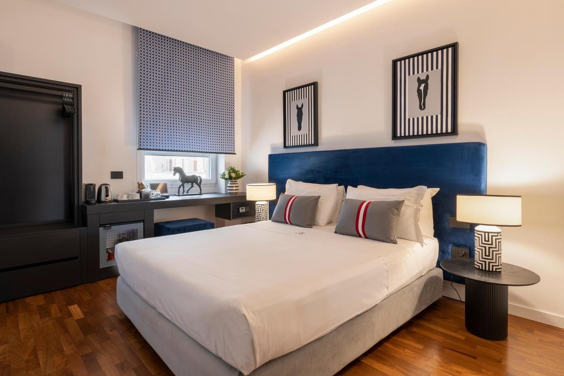 Standard King Room – Via Santa Lucia 20