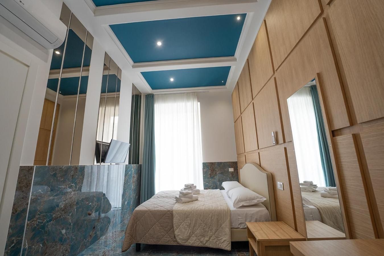 Suite with City View