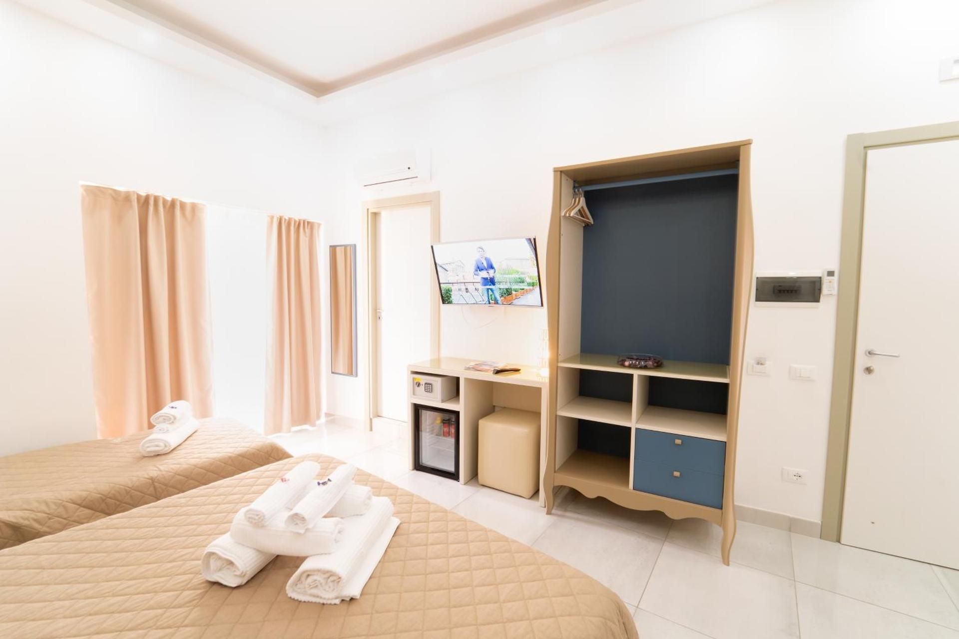 Superior King Room