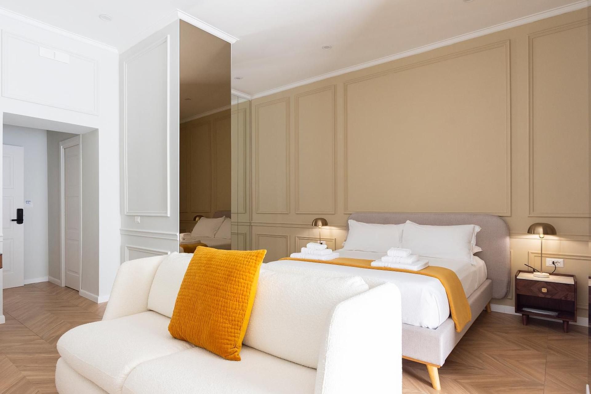 La cle de la maison Suite with Balcony