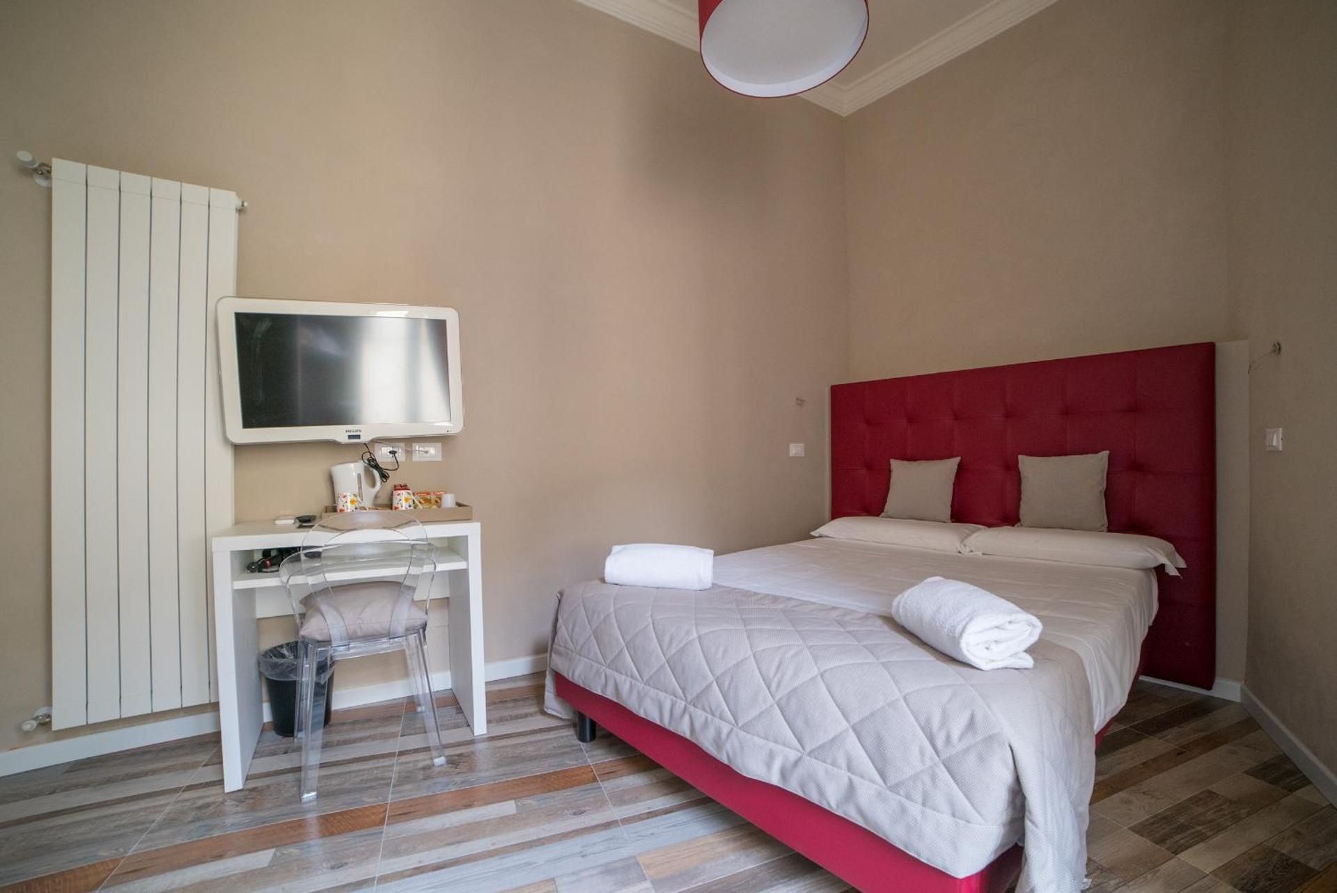 D'HOME FLORENCE Deluxe Single Room 2