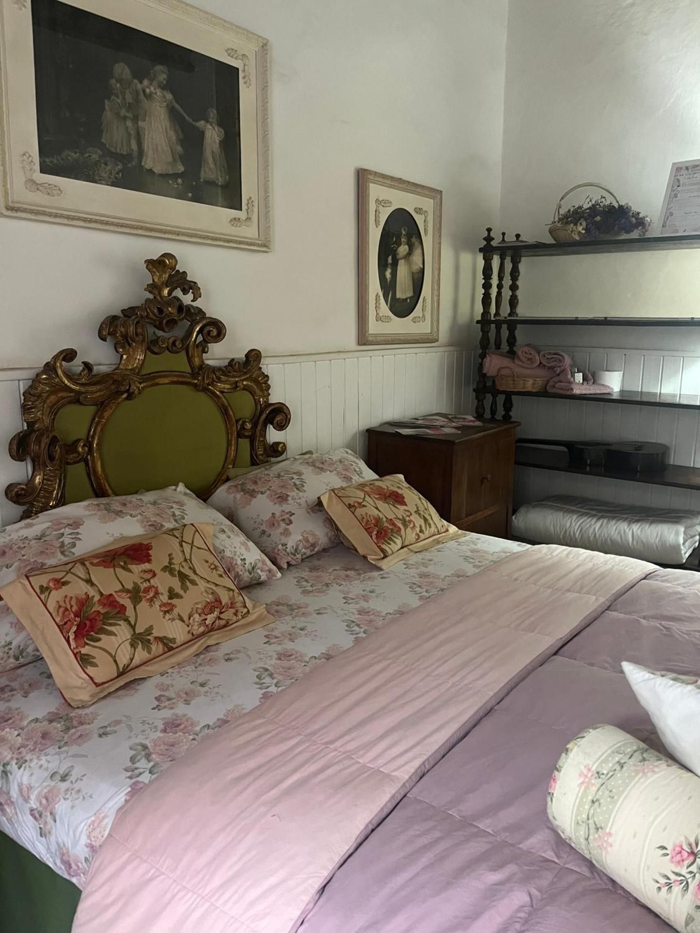 Double Room with Shared Bathroom