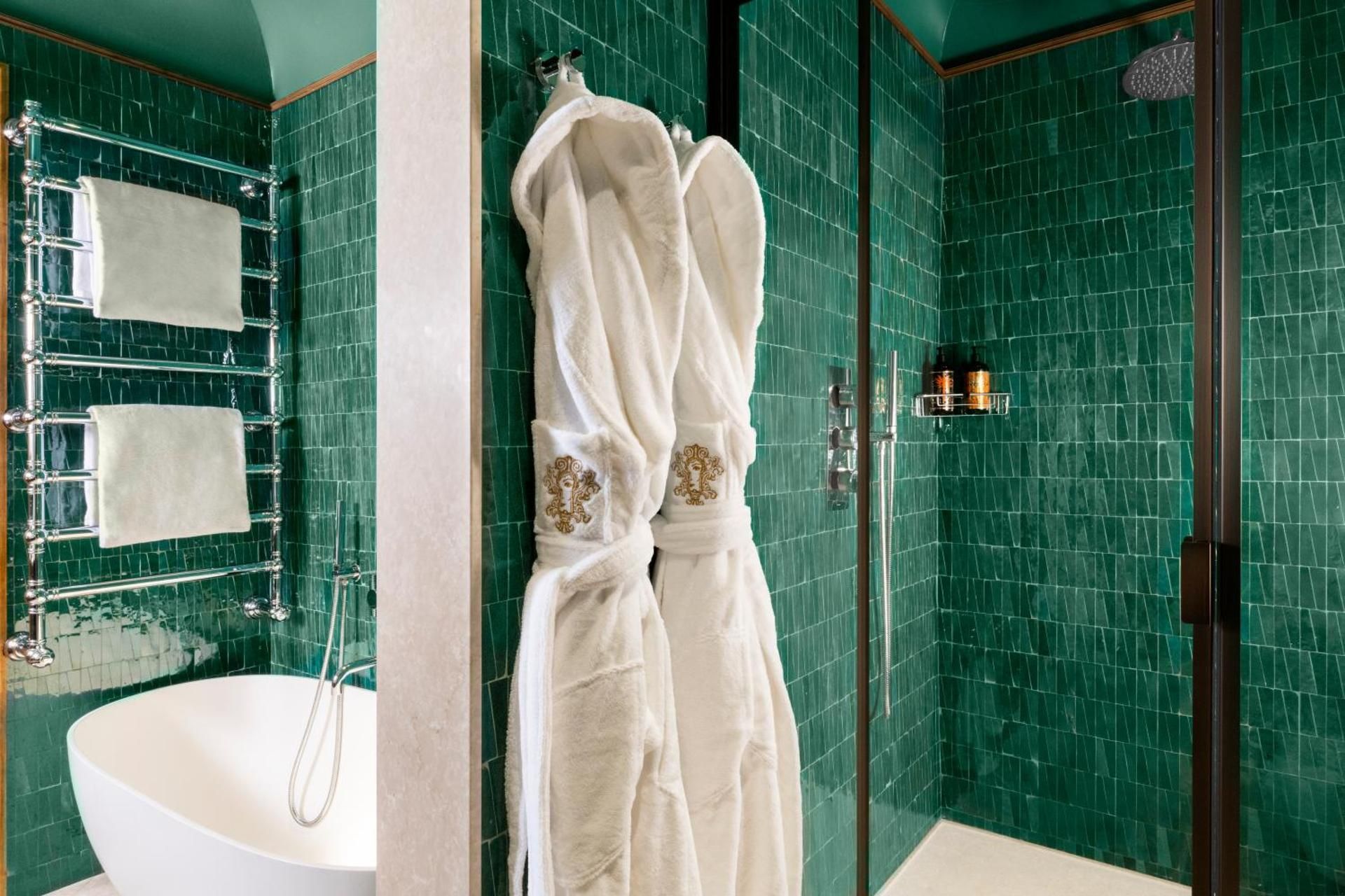 The J and J Hotel Florence Junior Suite 2