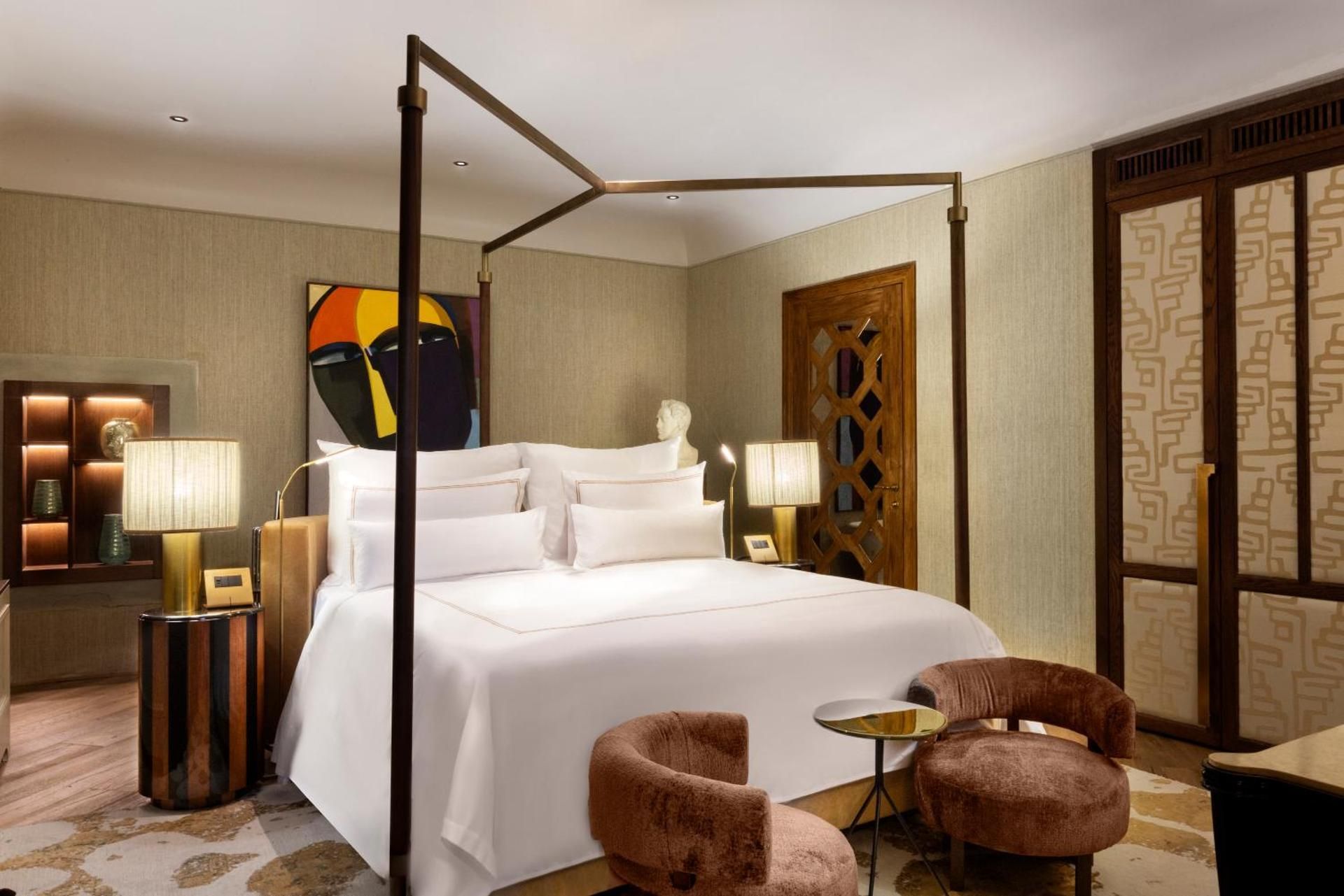 The J and J Hotel Florence Deluxe Suite