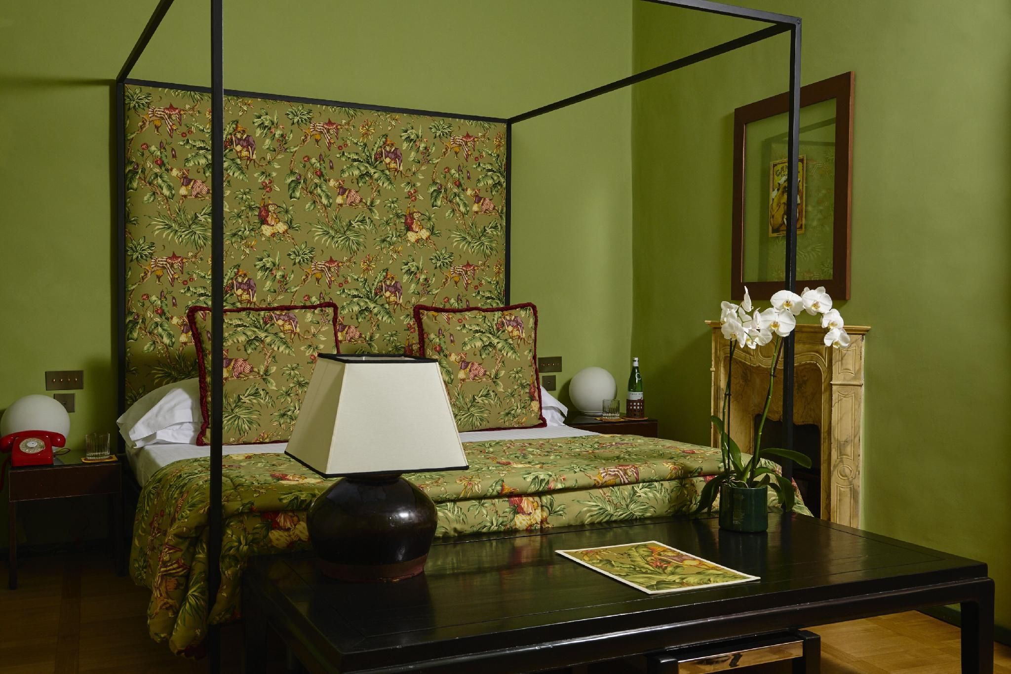 Casa Howard a Unique Guest House in Florence Deluxe Double Room 2