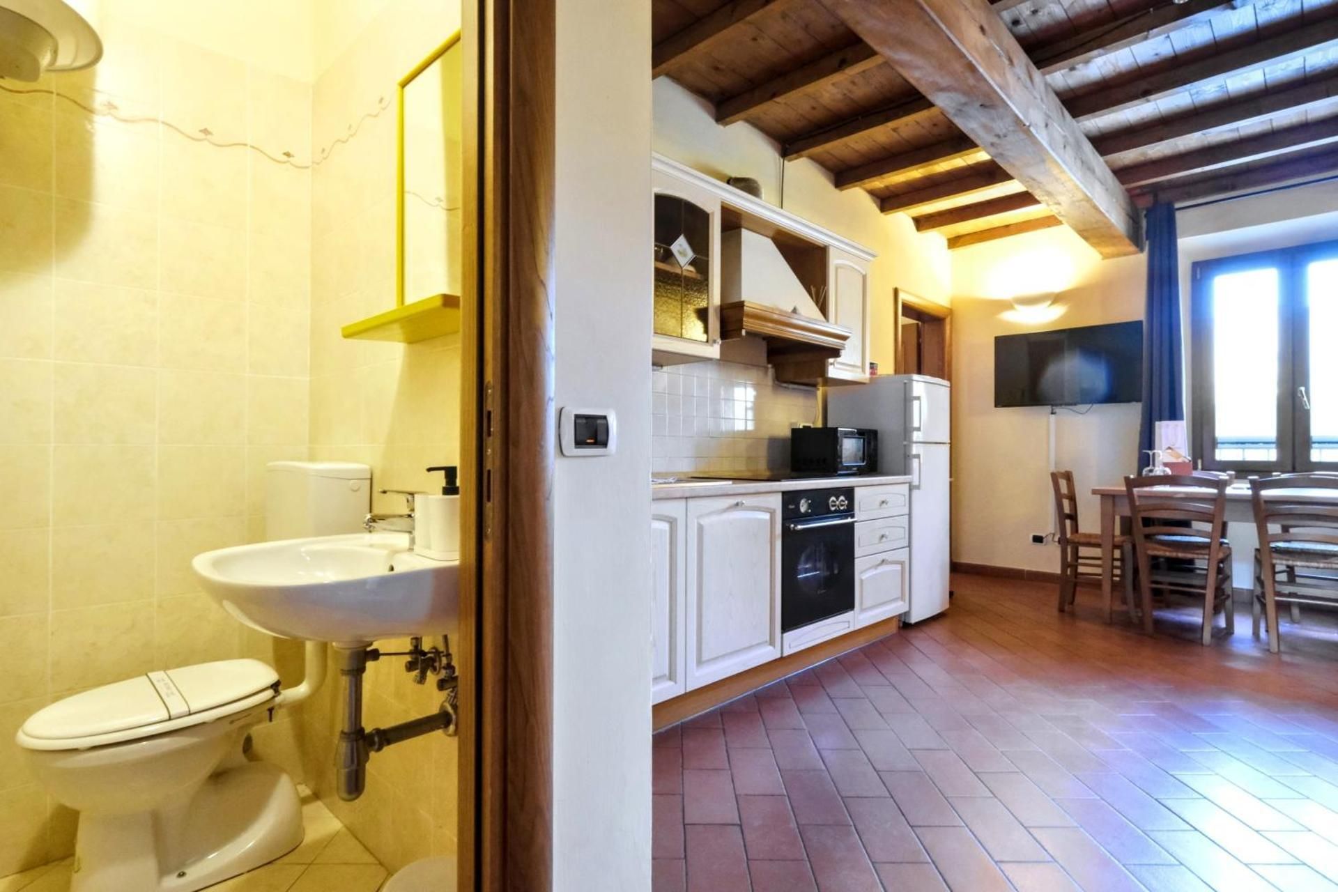 Wine Apartments Florence Barbaresco Two-Bedroom Apartment with Terrace