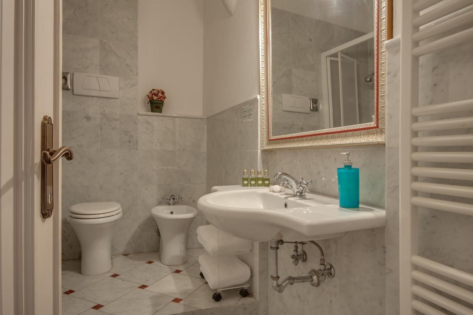 Florence Dream Domus Triple Room 2