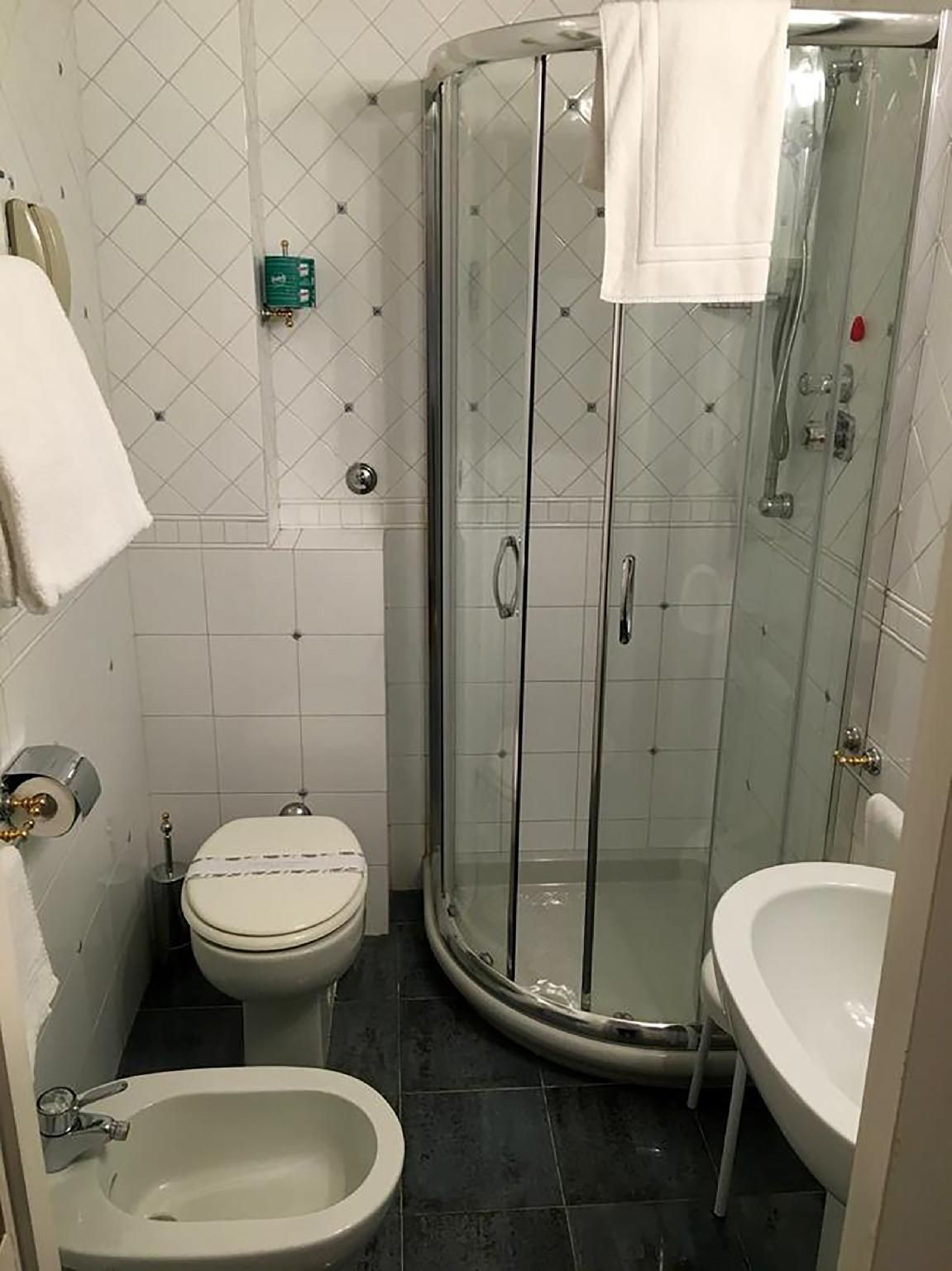 c-hotels De Rose Hotel Single Room 2