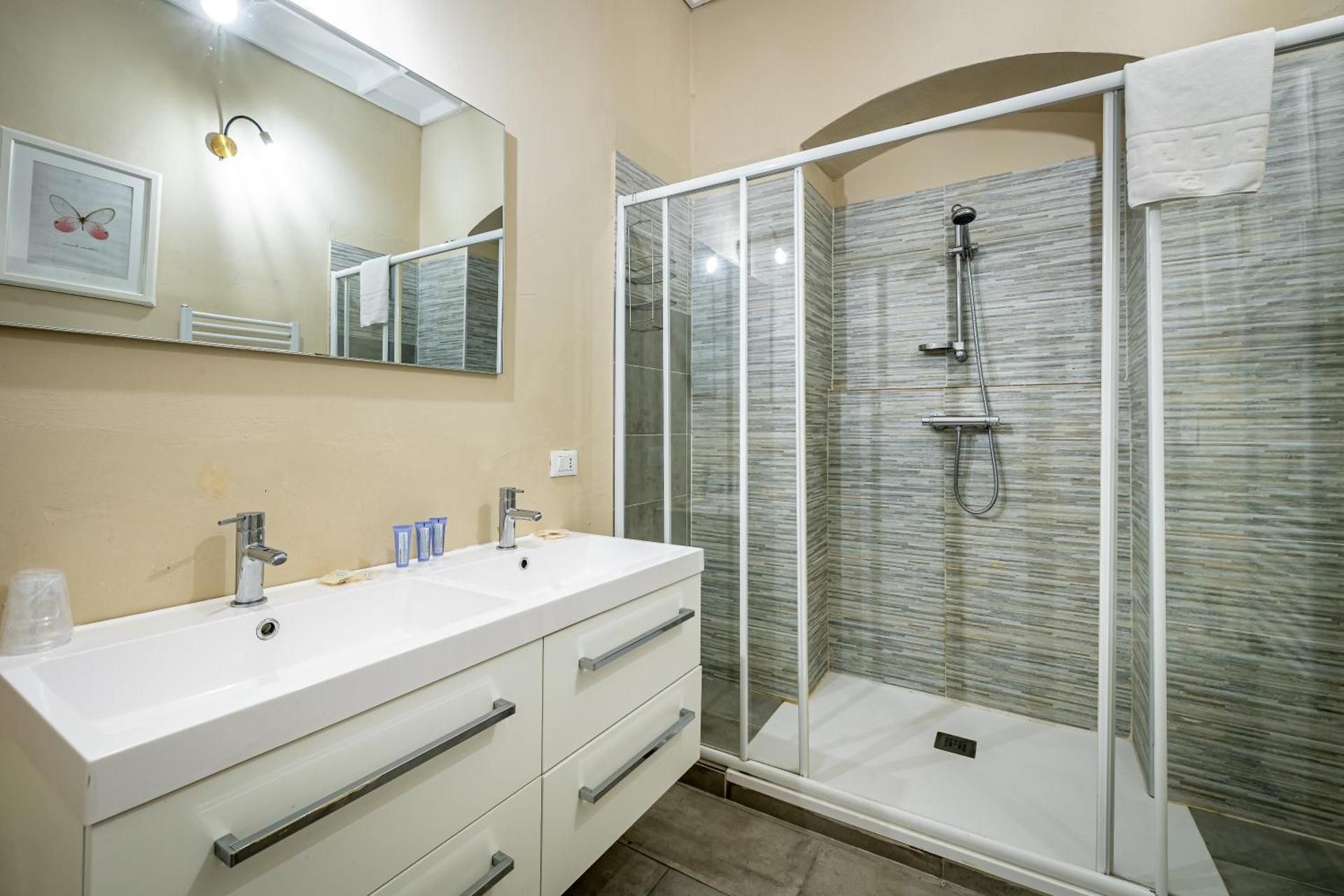 Triple Room with Private Bathroom