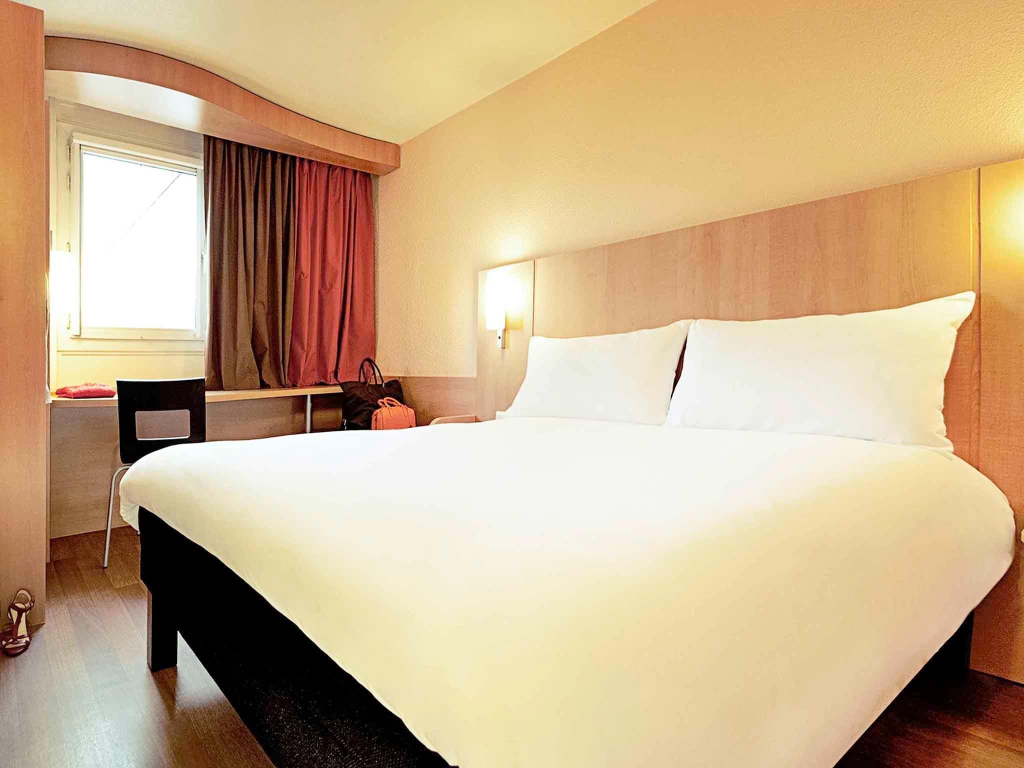 Standard Non Smoking Room with 1 double bed
