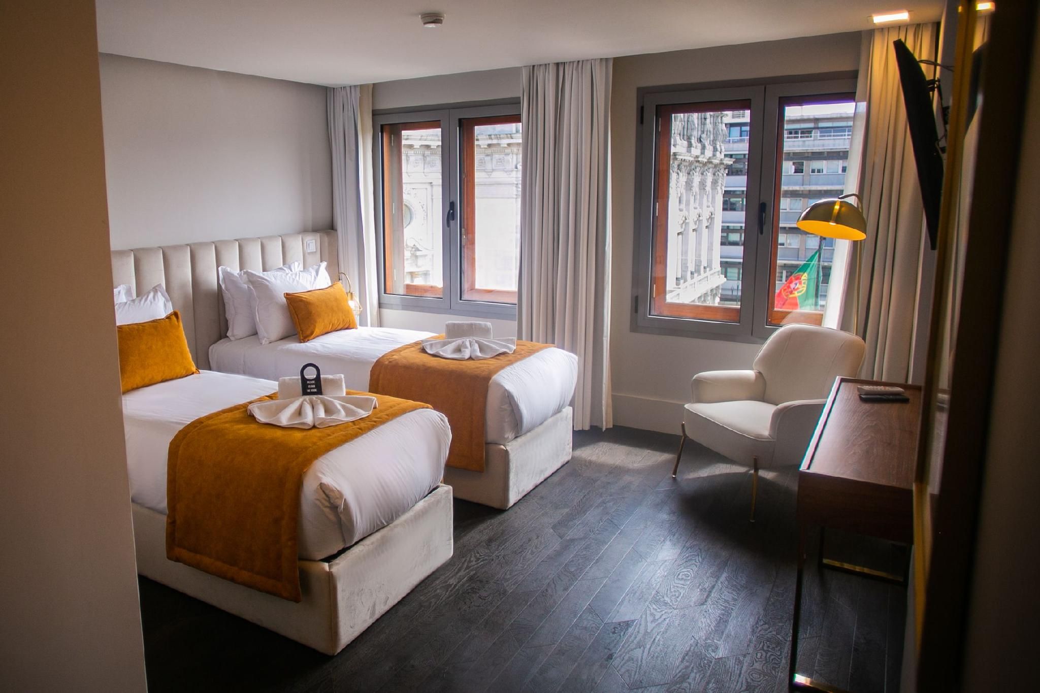 Twin Room with View
