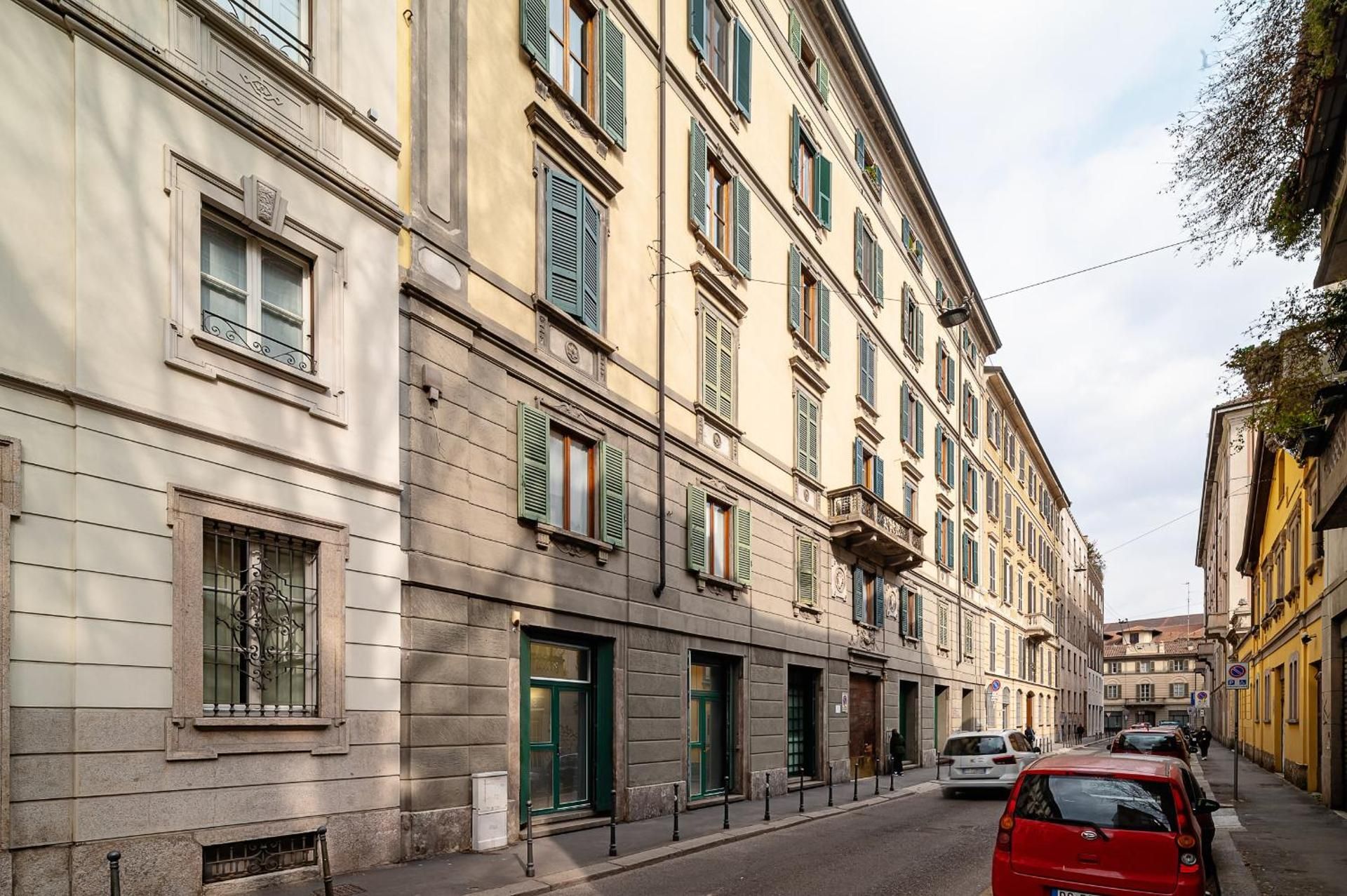 Suites in Porta Garibaldi & Chinatown - City Center well connected