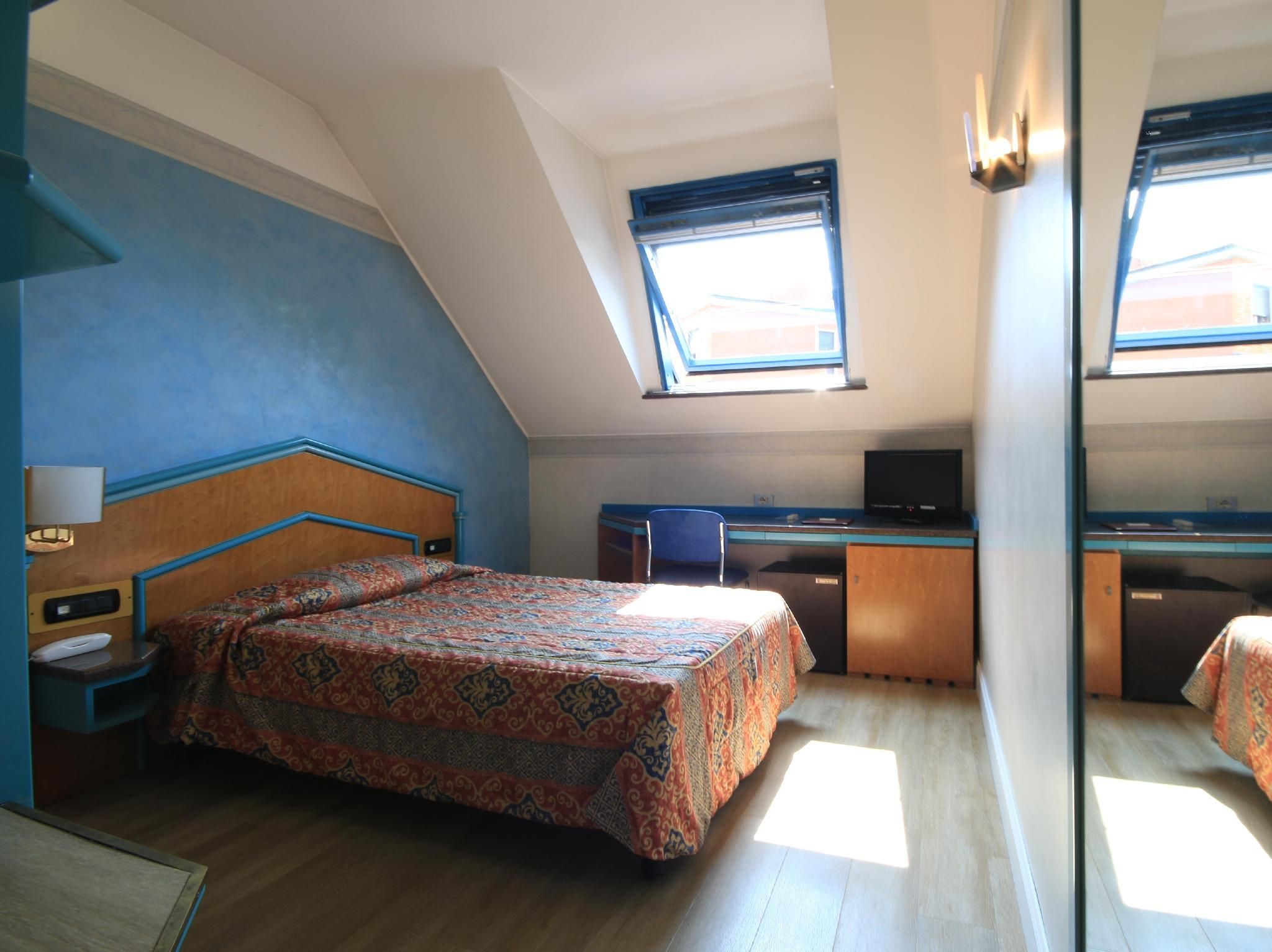 Superior Single Room