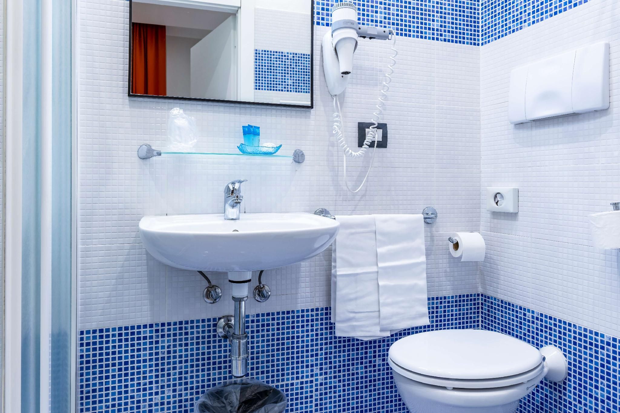 Hotel Demo Twin Room 3