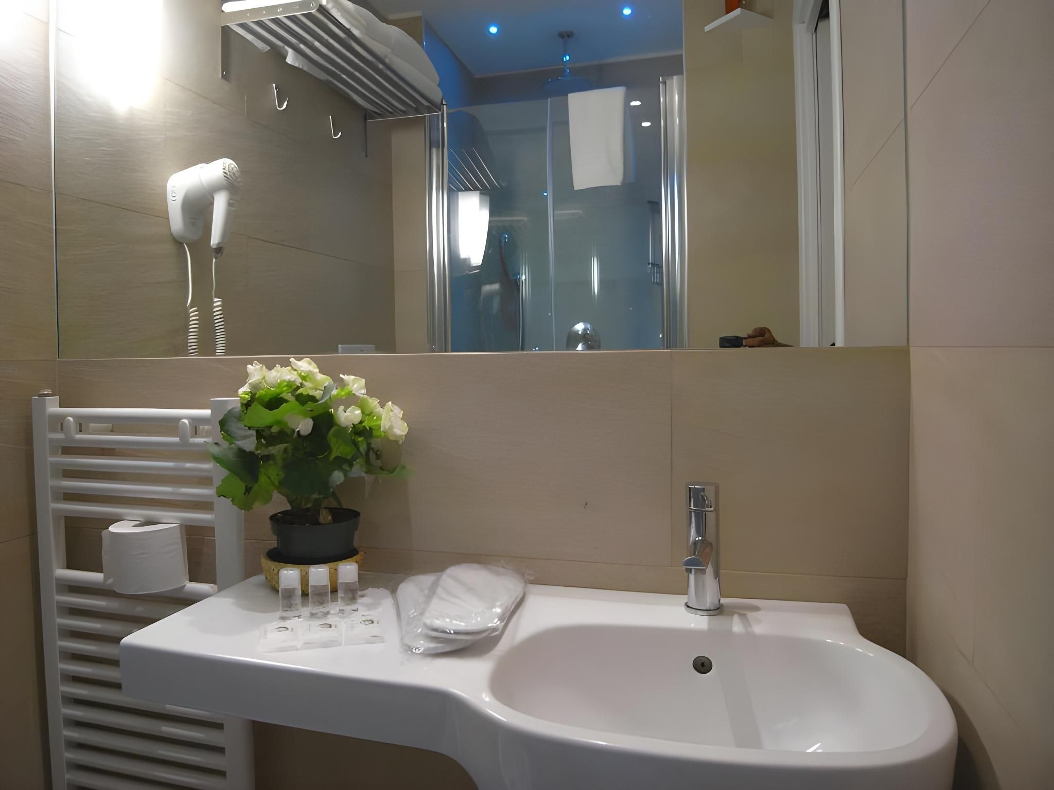 Double or Twin Double or Twin Classic