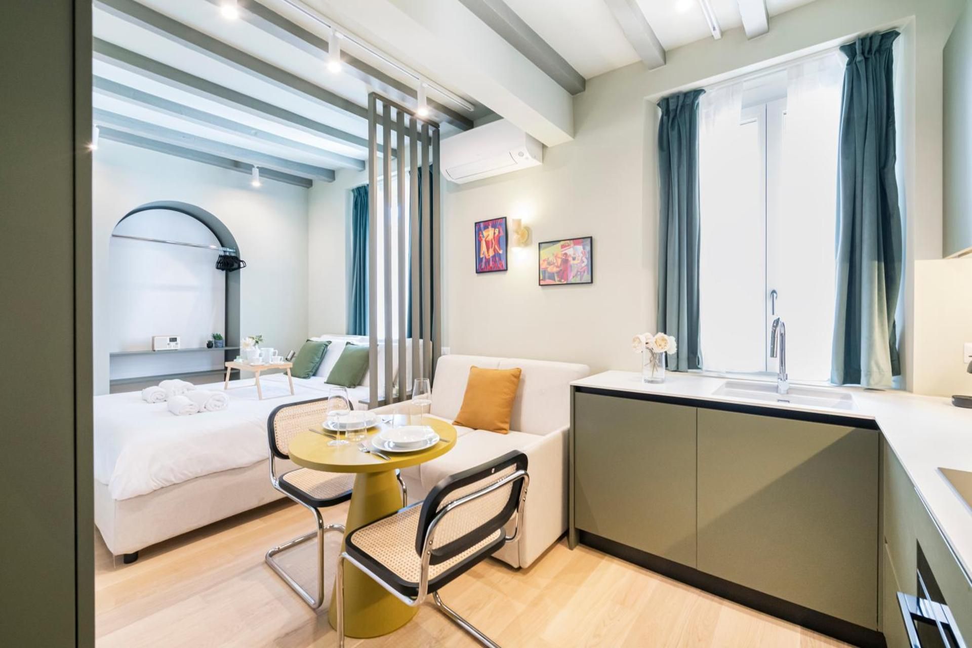 Studio Apartment