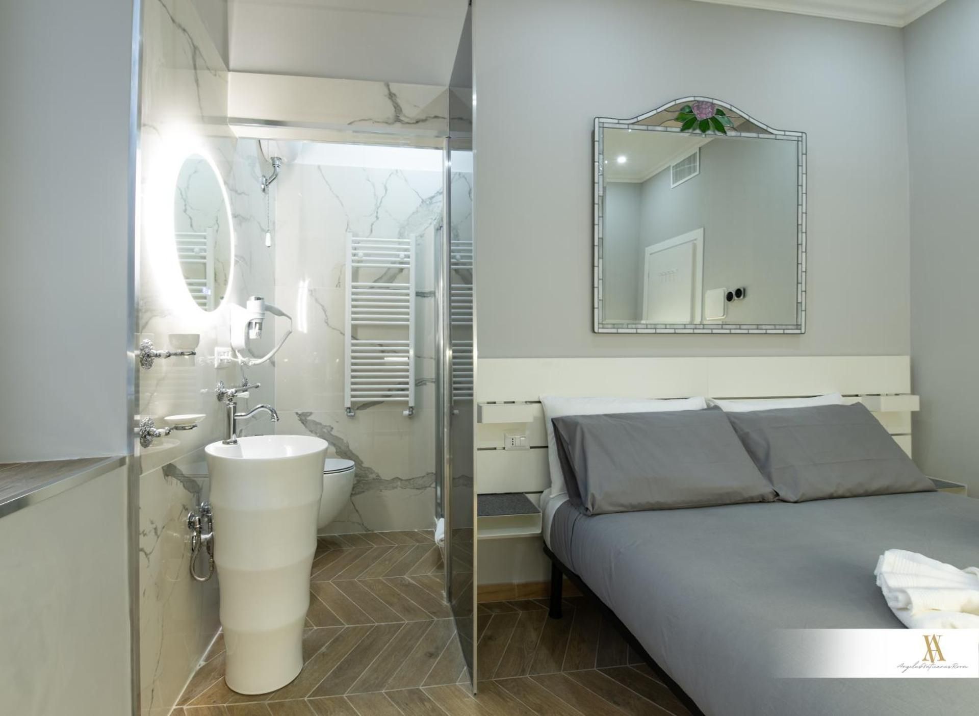 Angelus Vaticanus Room Standard King Room