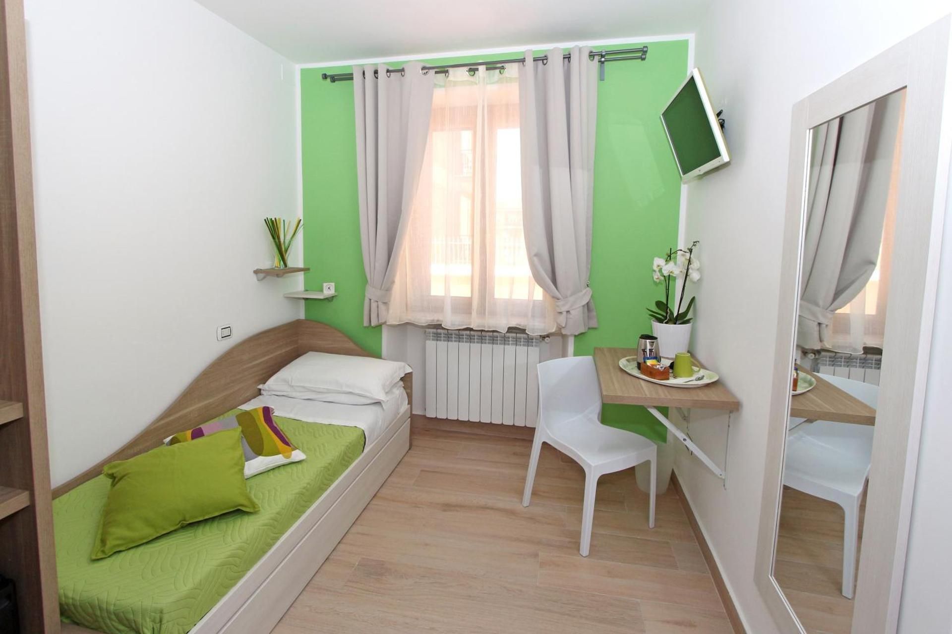 Standard Single Room with Shower