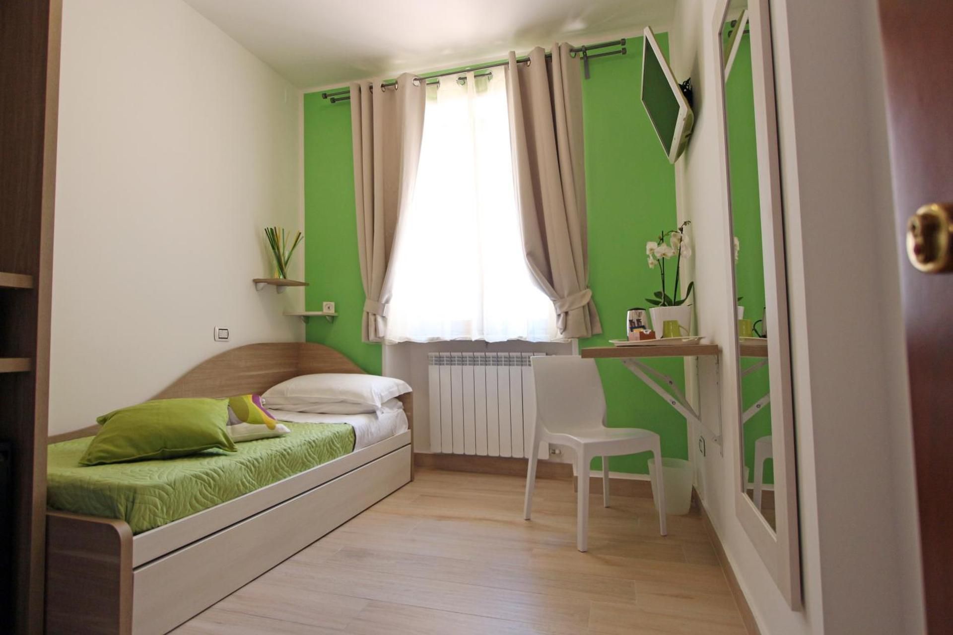 Standard Single Room with Shower