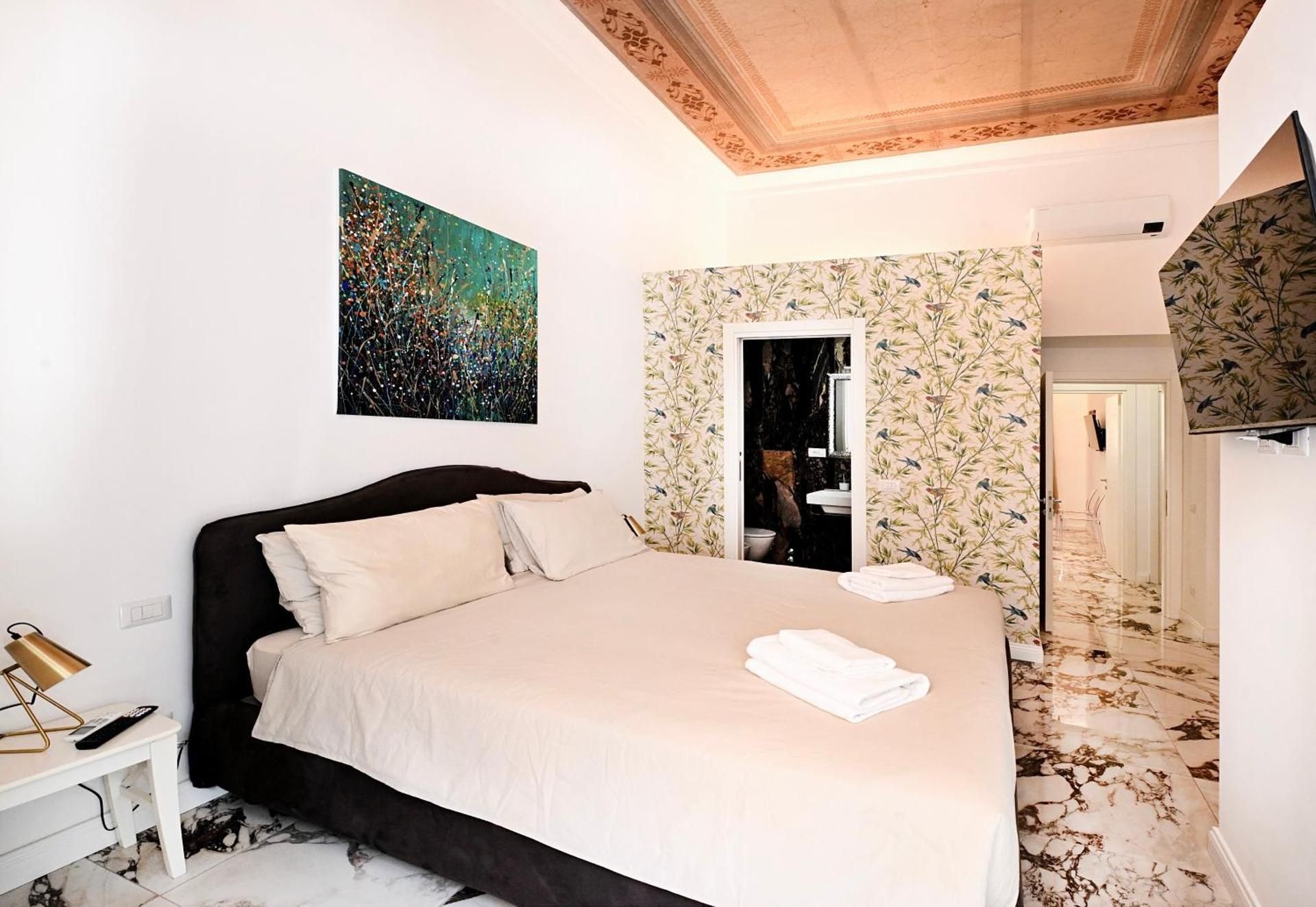 Two-Bedroom Deluxe Apartment