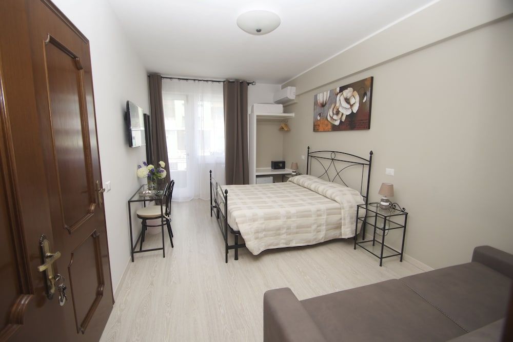 Comfort Quadruple Room
