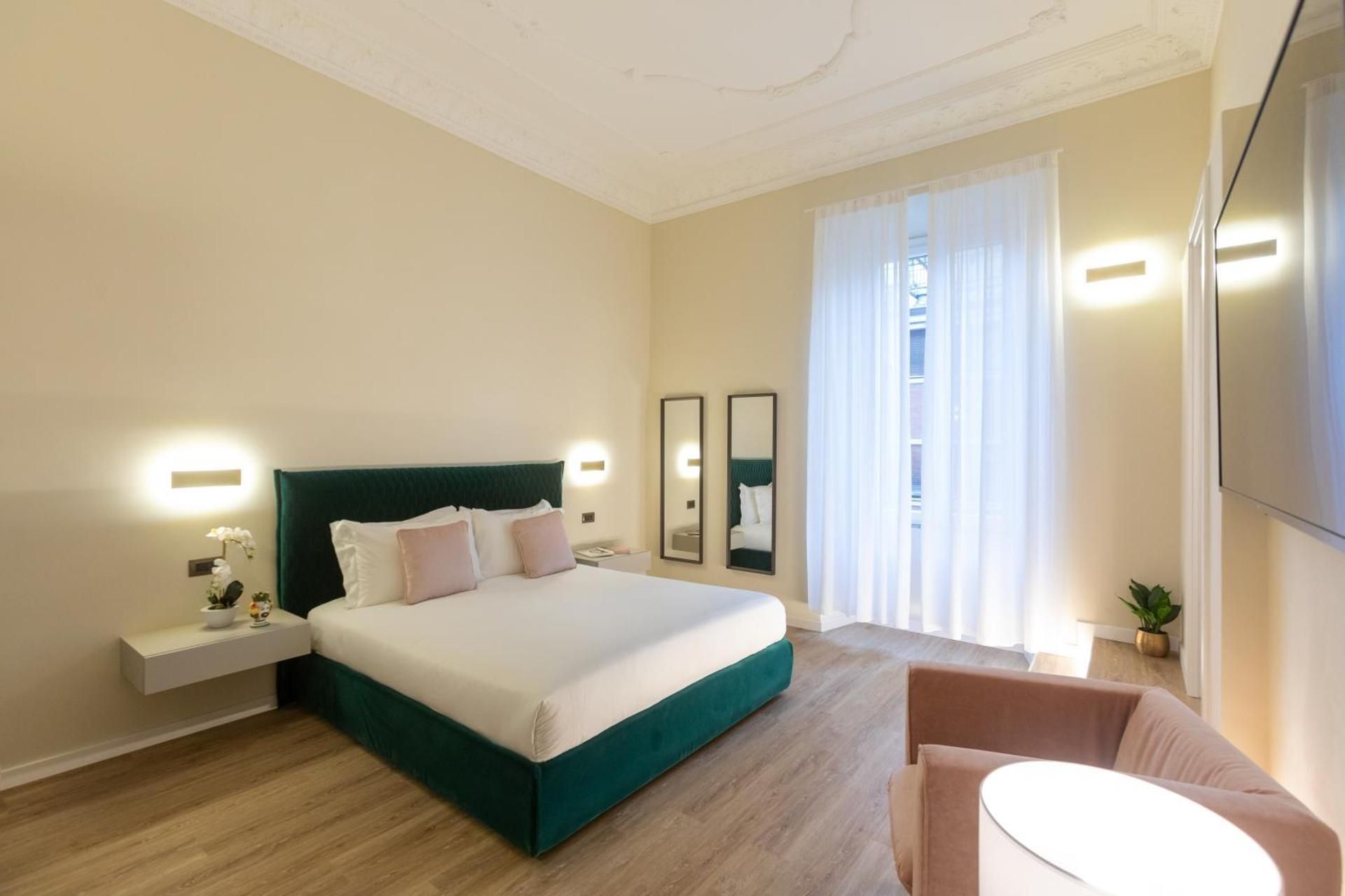 Superior King Room
