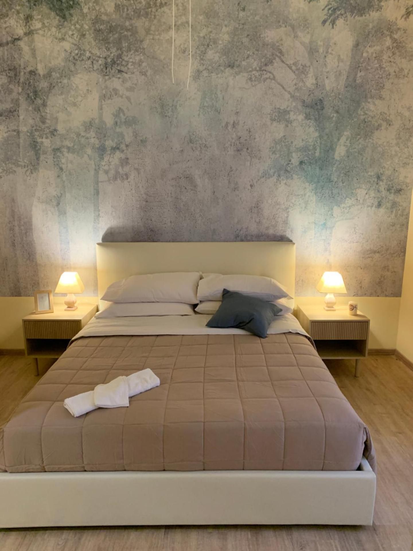 Large Double Room