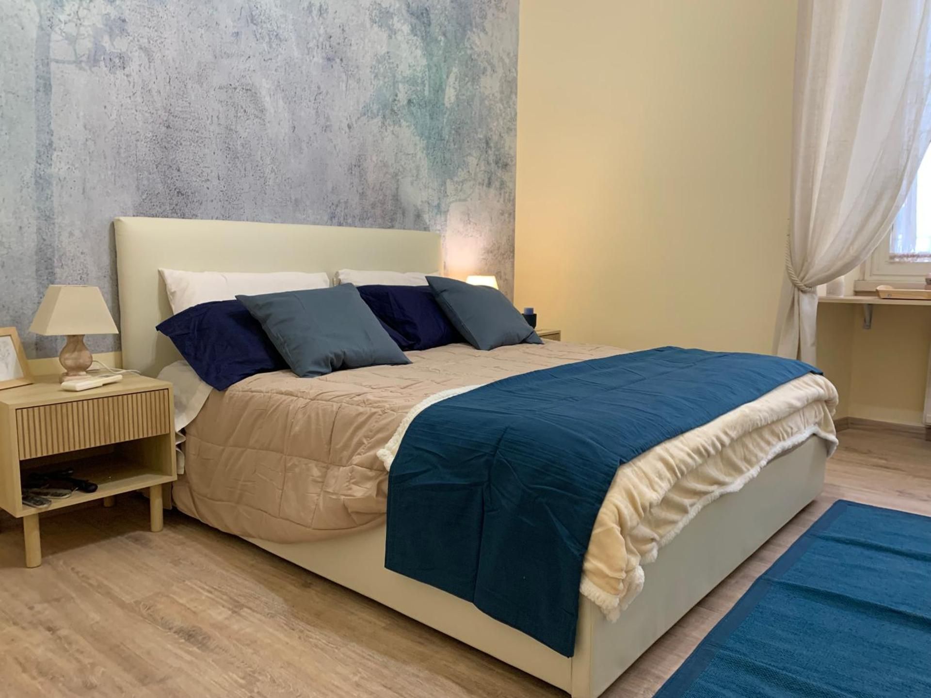 Large Double Room